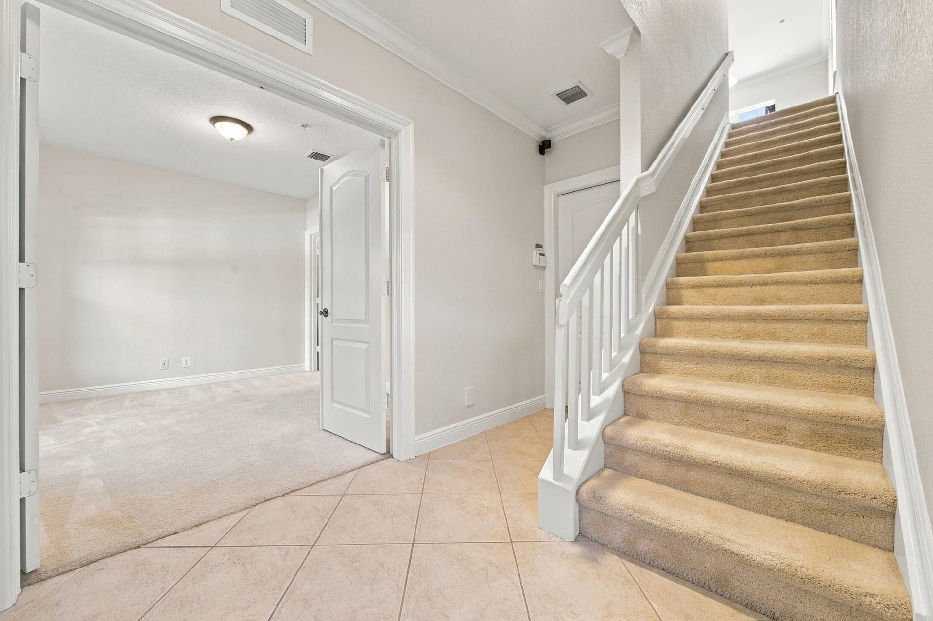601 S Federal Highway, #25, Lake Worth, FL 33460 Stairs