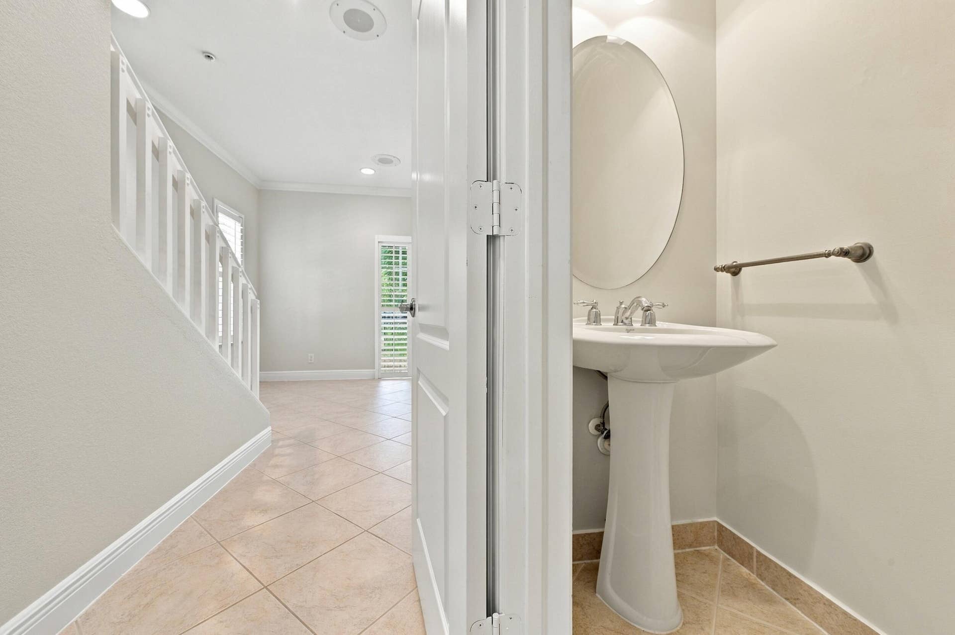 601 S Federal Highway, #25, Lake Worth, FL 33460 Half Bathroom