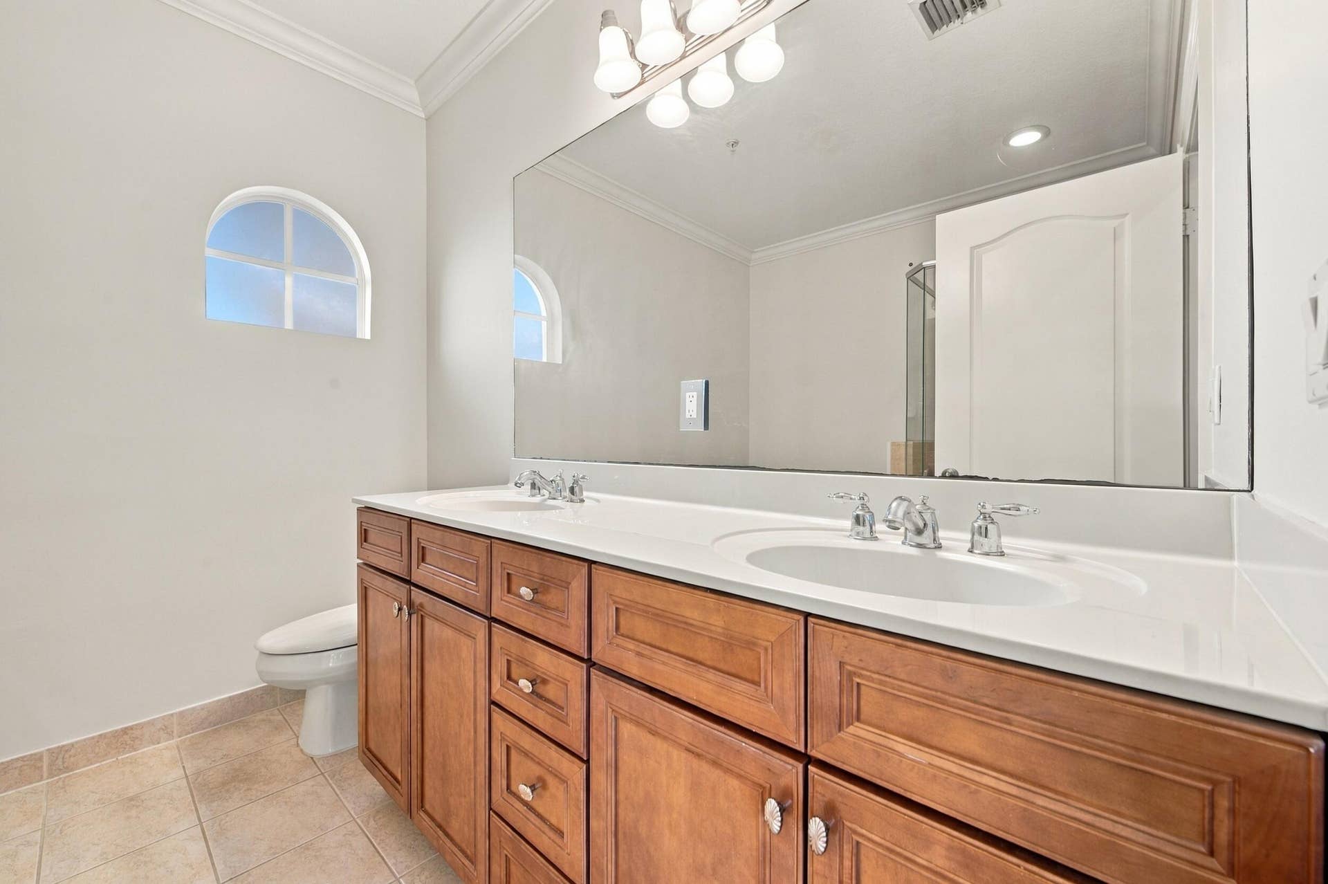 601 S Federal Highway, #25, Lake Worth, FL 33460 Primary Bathroom