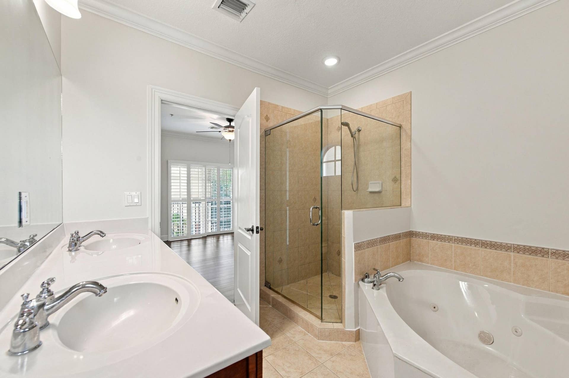 601 S Federal Highway, #25, Lake Worth, FL 33460 Primary Bathroom