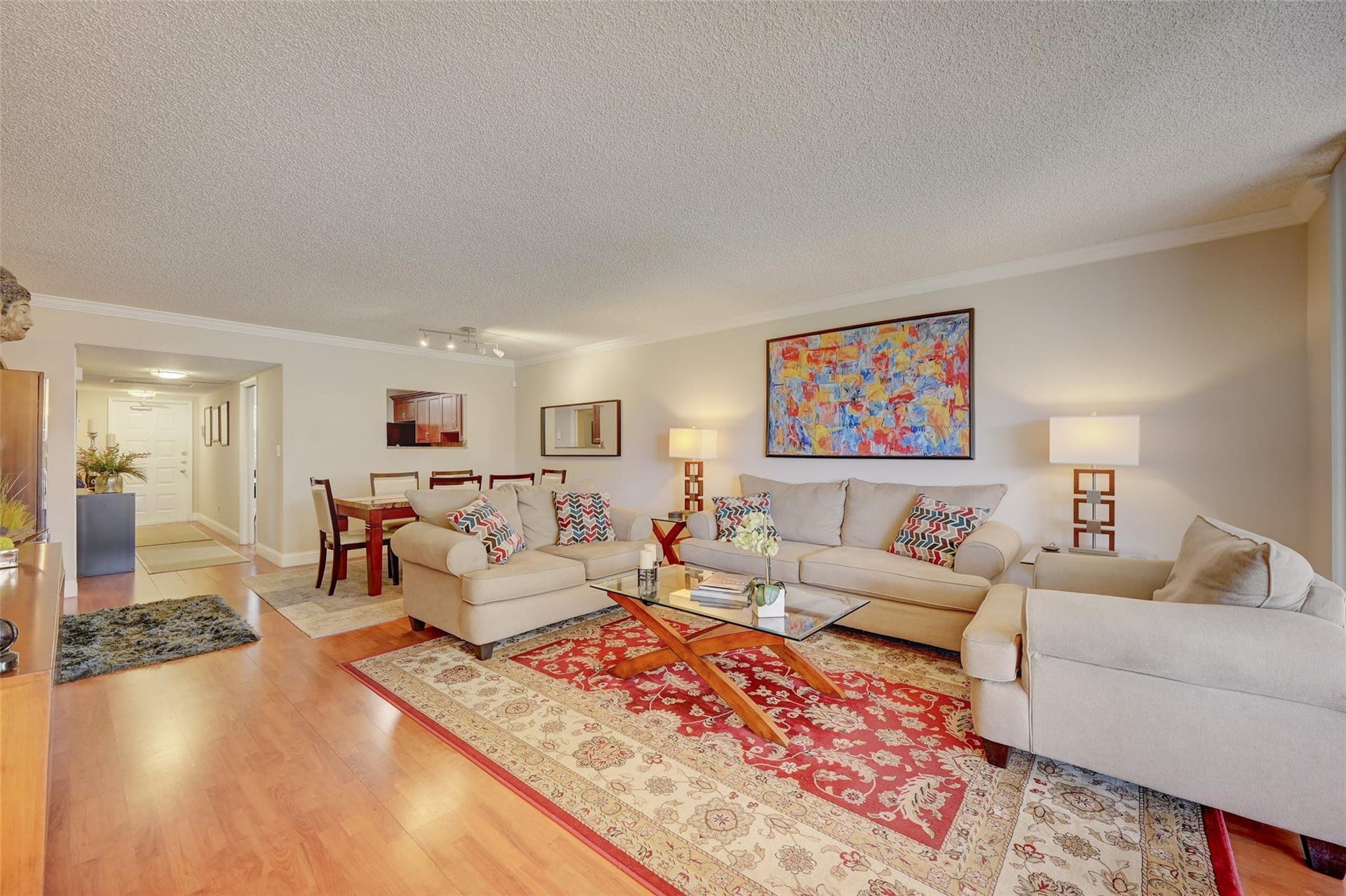 823 CYPRESS Boulevard, #201, Pompano Beach, FL 33069 Living Room