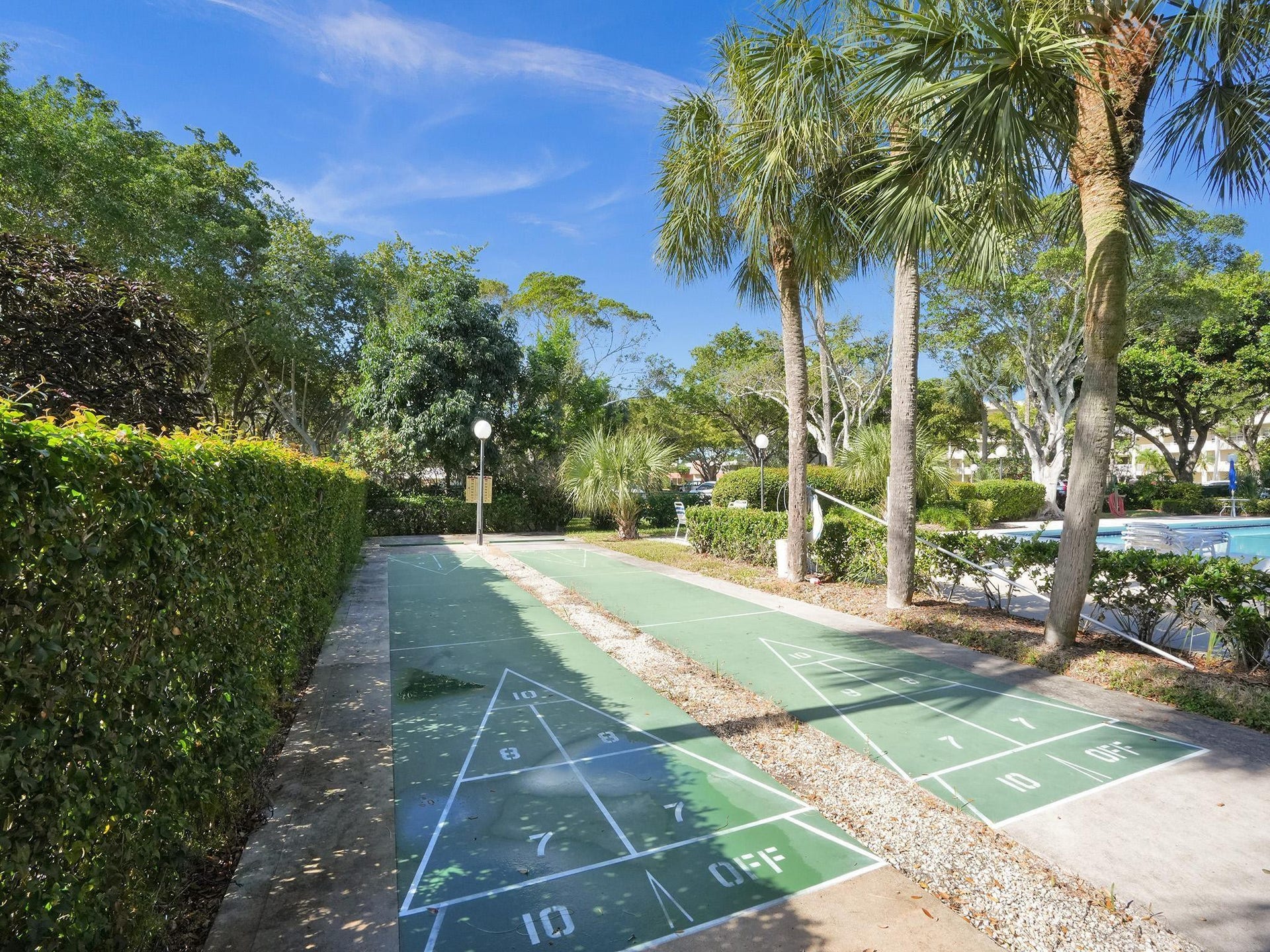 823 CYPRESS Boulevard, #201, Pompano Beach, FL 33069 Games