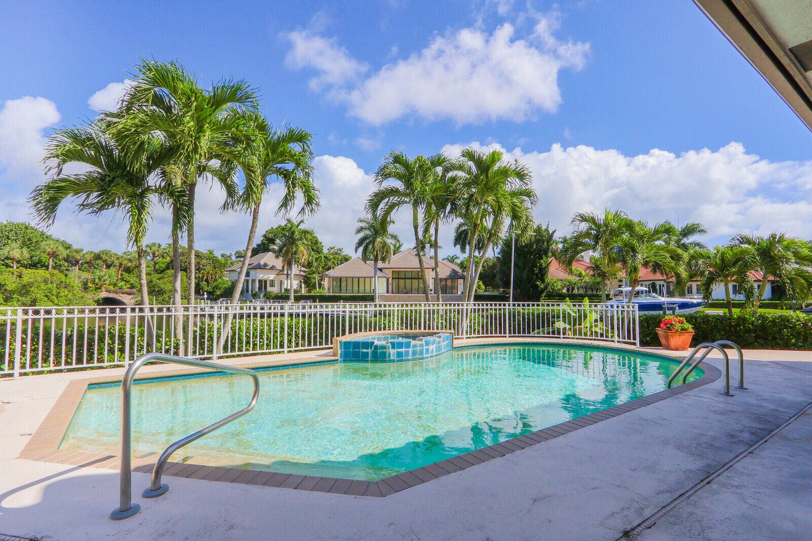 13868 LE BATEAU Isle, Palm Beach Gardens, FL 33410 35_Image_36_mls