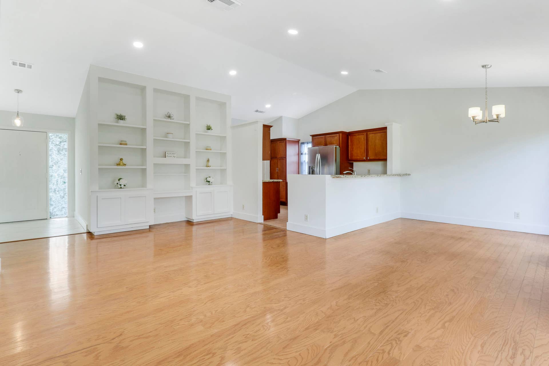 107 GREENBRIAR Drive, Jupiter, FL 33458 House3-13