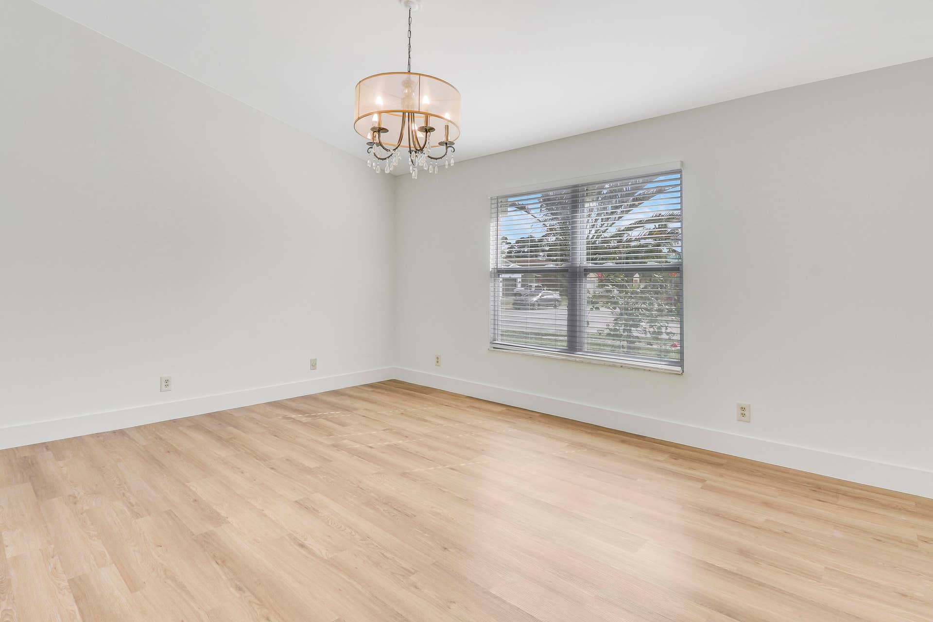 107 GREENBRIAR Drive, Jupiter, FL 33458 primary bedroom
