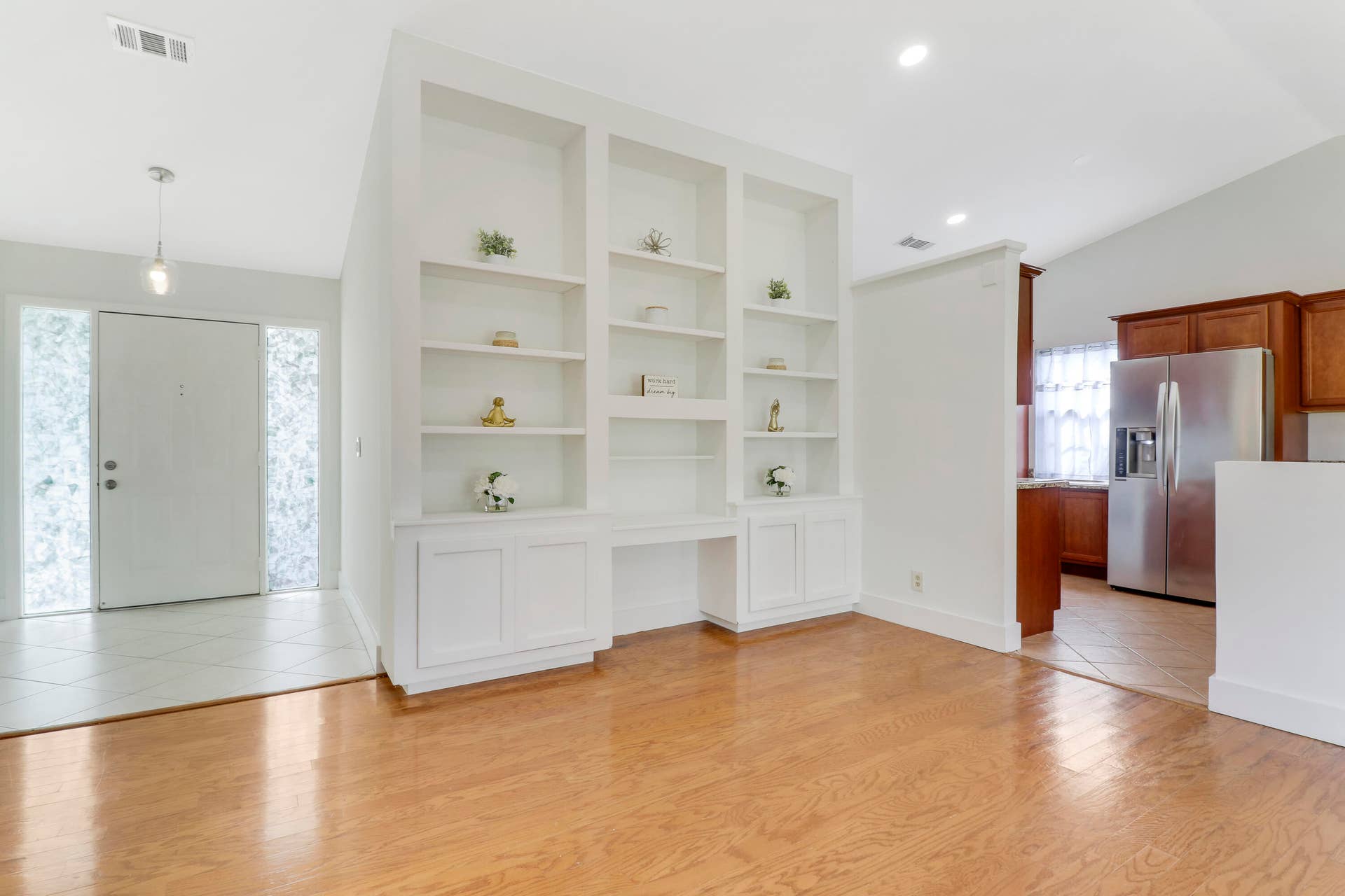 107 GREENBRIAR Drive, Jupiter, FL 33458 House3-14