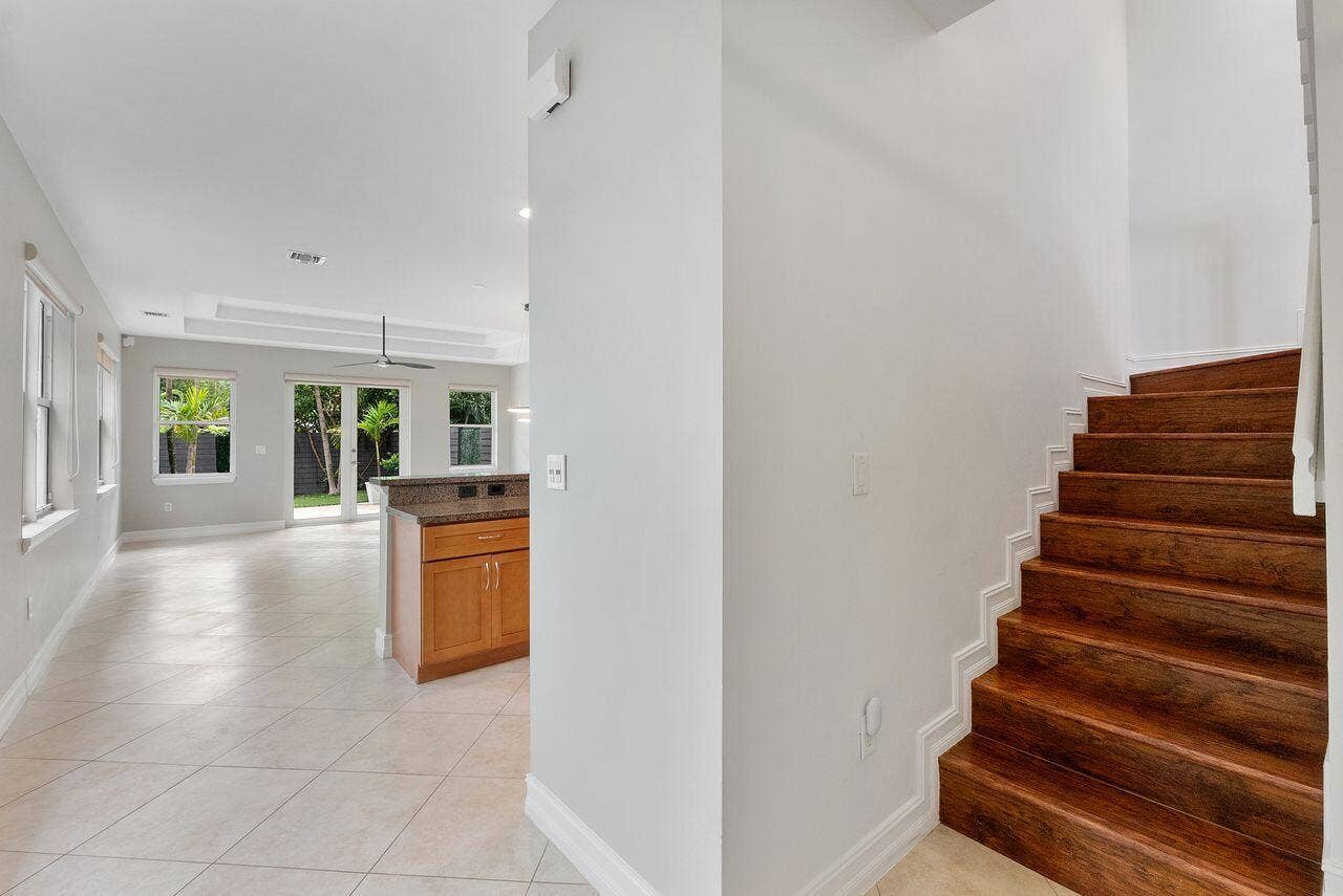 612 SW 10th Street, Fort Lauderdale, FL 33315 612_Sw_10th_St_050