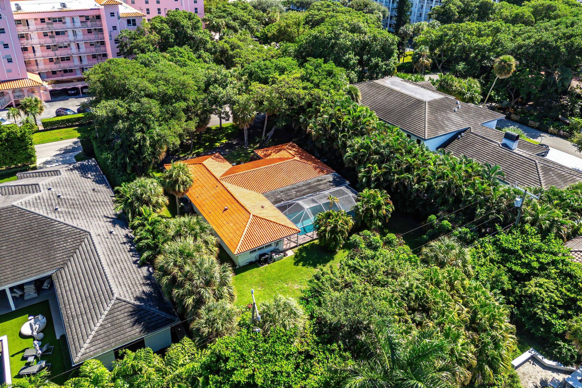 1075 Banyan Road, Boca Raton, FL 33432 010-1075BanyanRoad-BocaRaton-FL-33432-SM