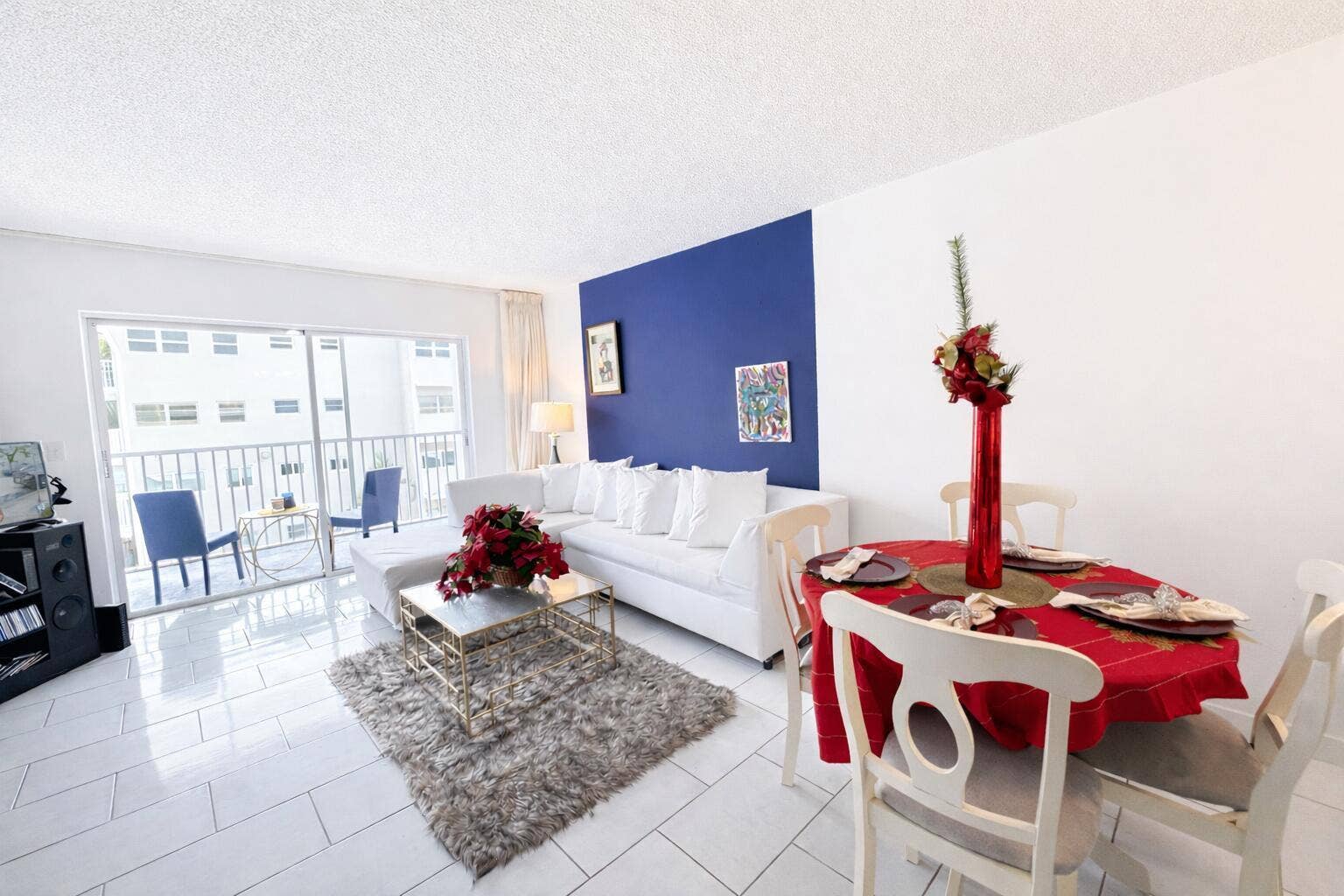 215 SE 3RD Avenue, #306D, Hallandale Beach, FL 33009 LIVING ROOM 2