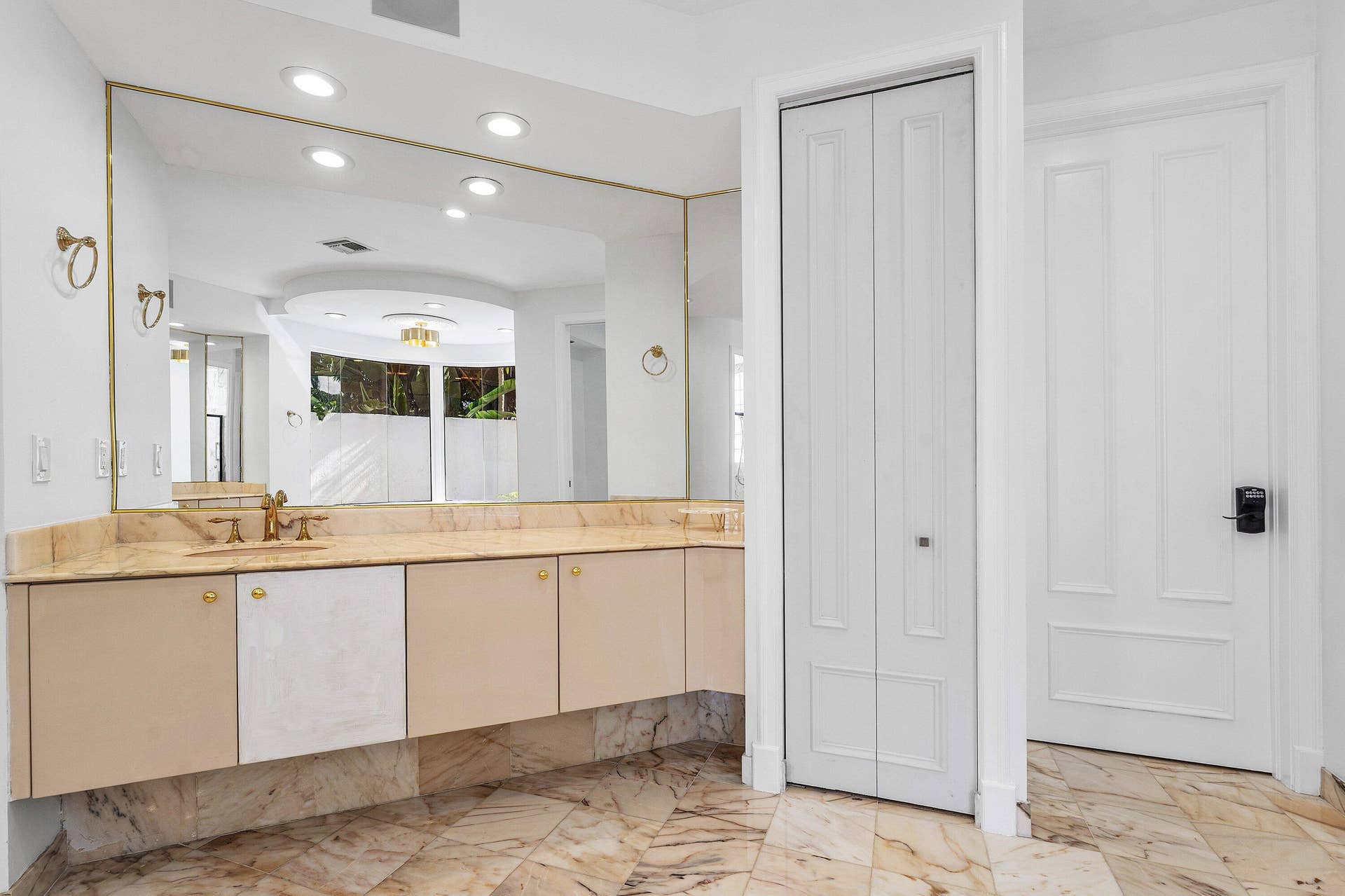 16740 Echo Hollow Circle, Delray Beach, FL 33484 Primary Bathroom