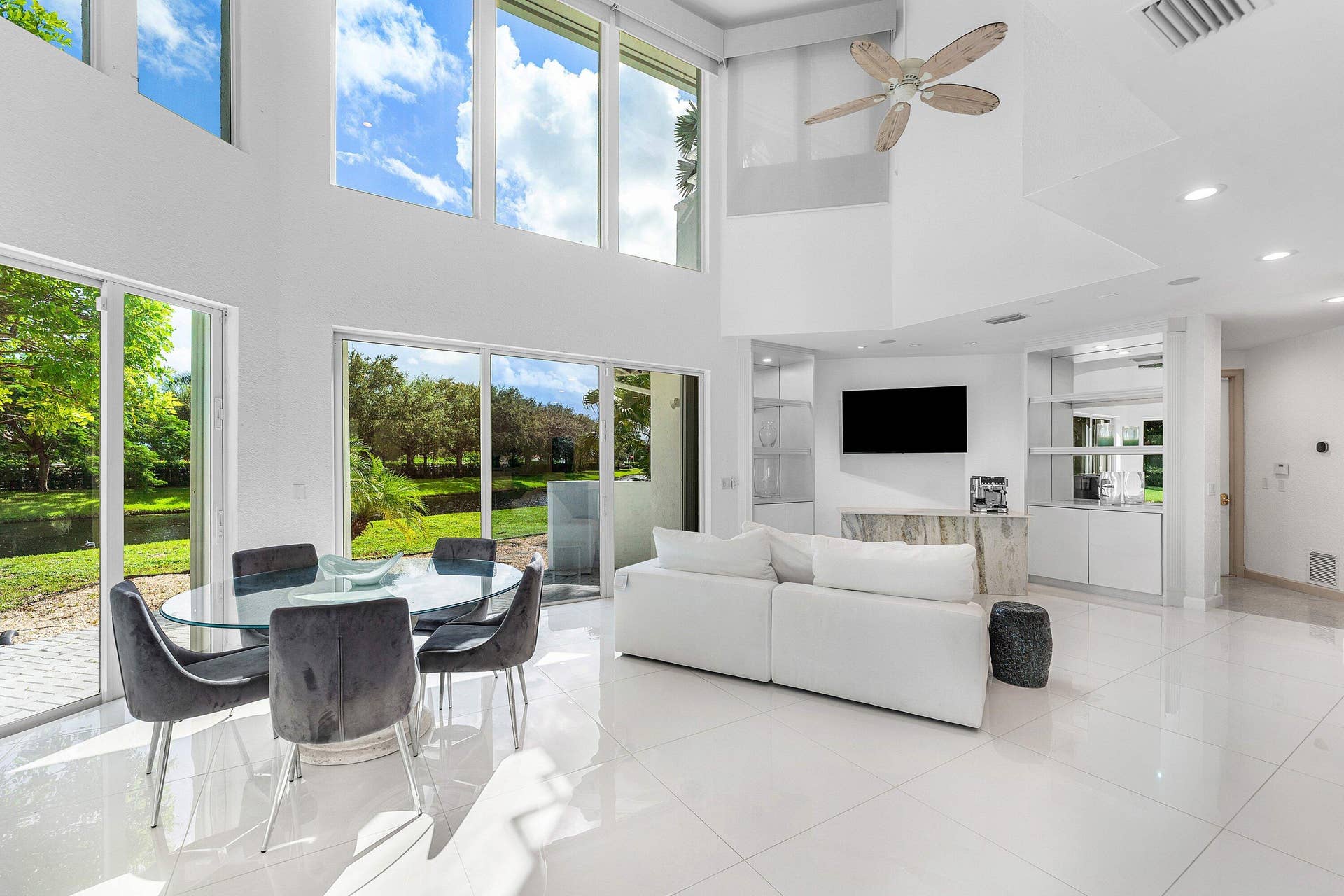 16740 Echo Hollow Circle, Delray Beach, FL 33484 Breakfast Area /Family Room