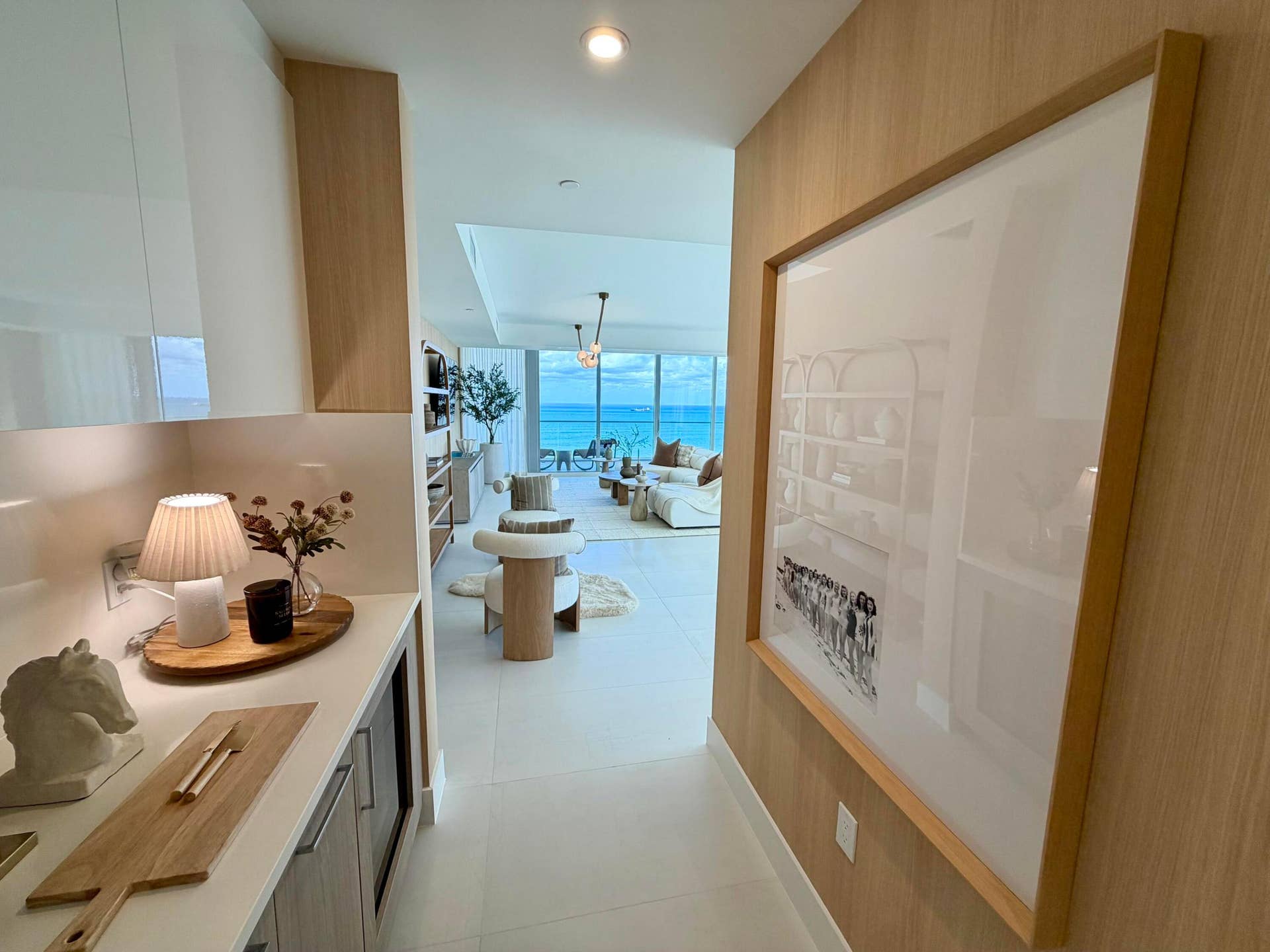 153 N Seabreeze Blvd, #1602, Fort Lauderdale, FL 33304 Dry bar