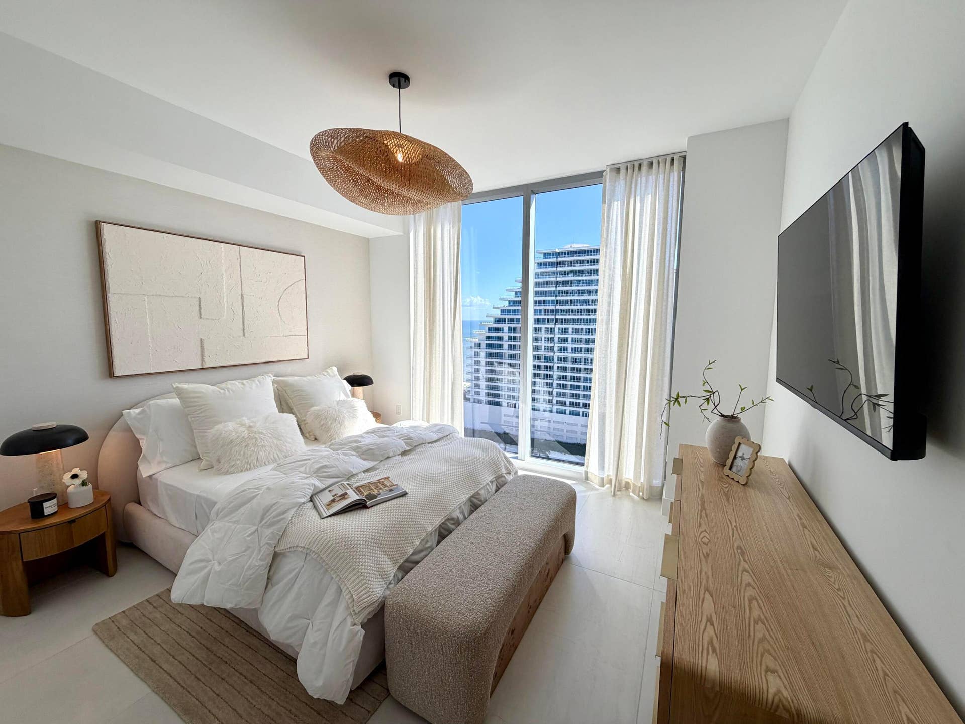 153 N Seabreeze Blvd, #1602, Fort Lauderdale, FL 33304 Guest suite (1)