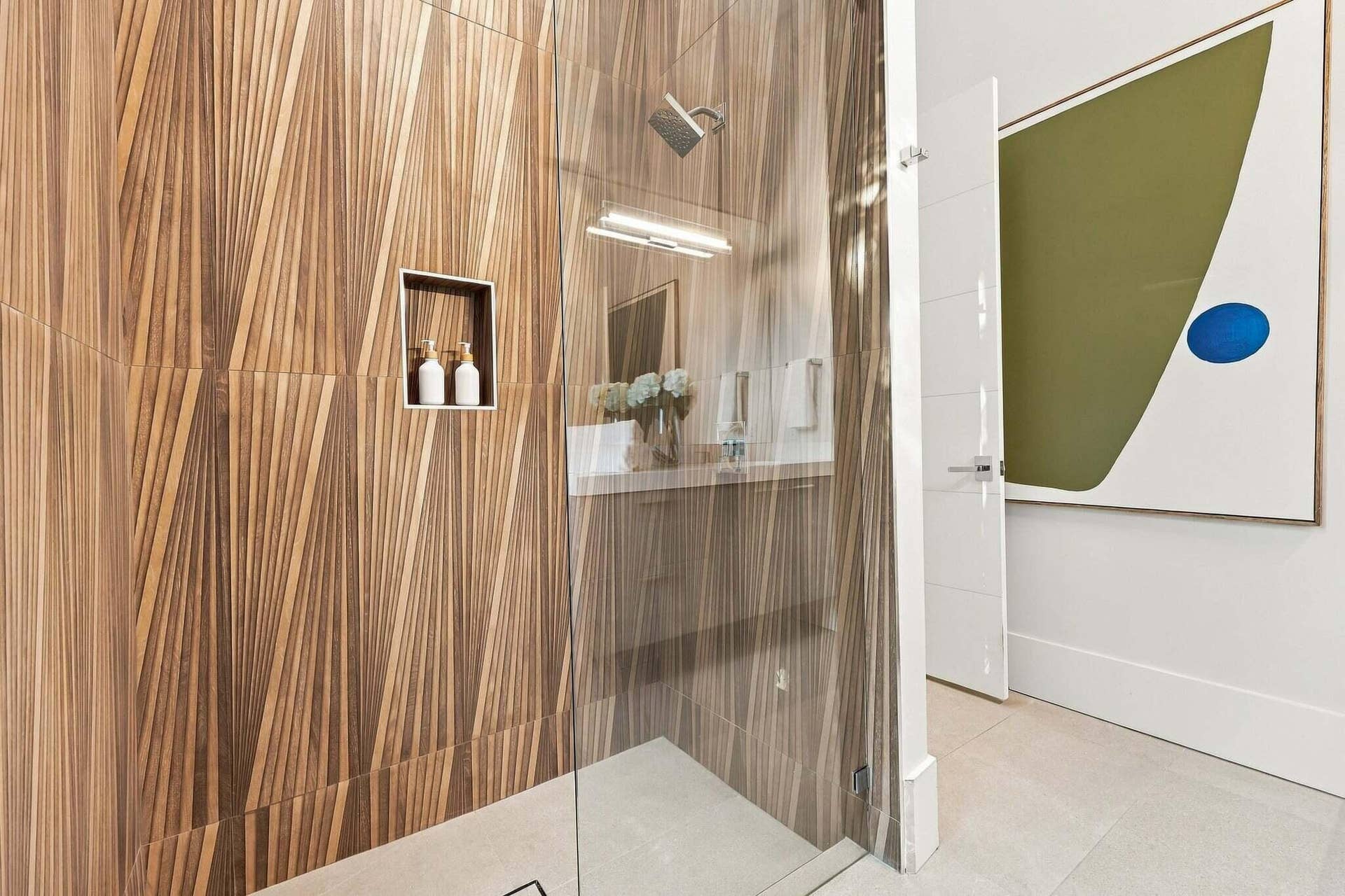 3500 EMBASSY Drive, West Palm Beach, FL 33401 Bathroom