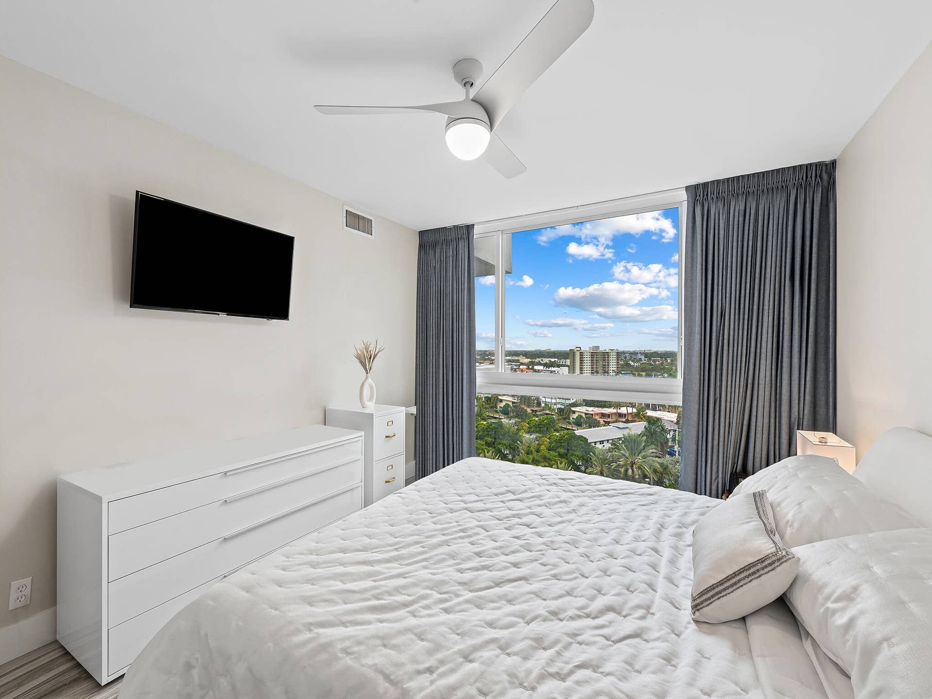 2715 N OCEAN Boulevard, #10F, Fort Lauderdale, FL 33308 _BWP0778