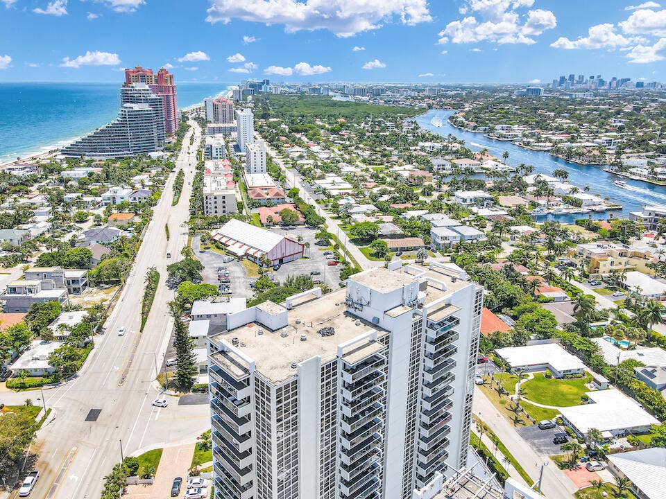 2715 N OCEAN Boulevard, #10F, Fort Lauderdale, FL 33308 BocaRatonStudio 19