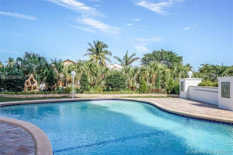 2715 N OCEAN Boulevard, #10F, Fort Lauderdale, FL 33308 3GetMedia.ashx