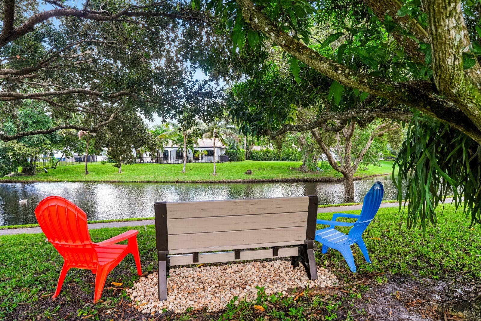 2708 NW 26th Circle, Boca Raton, FL 33431 Lake View Private Seating Area