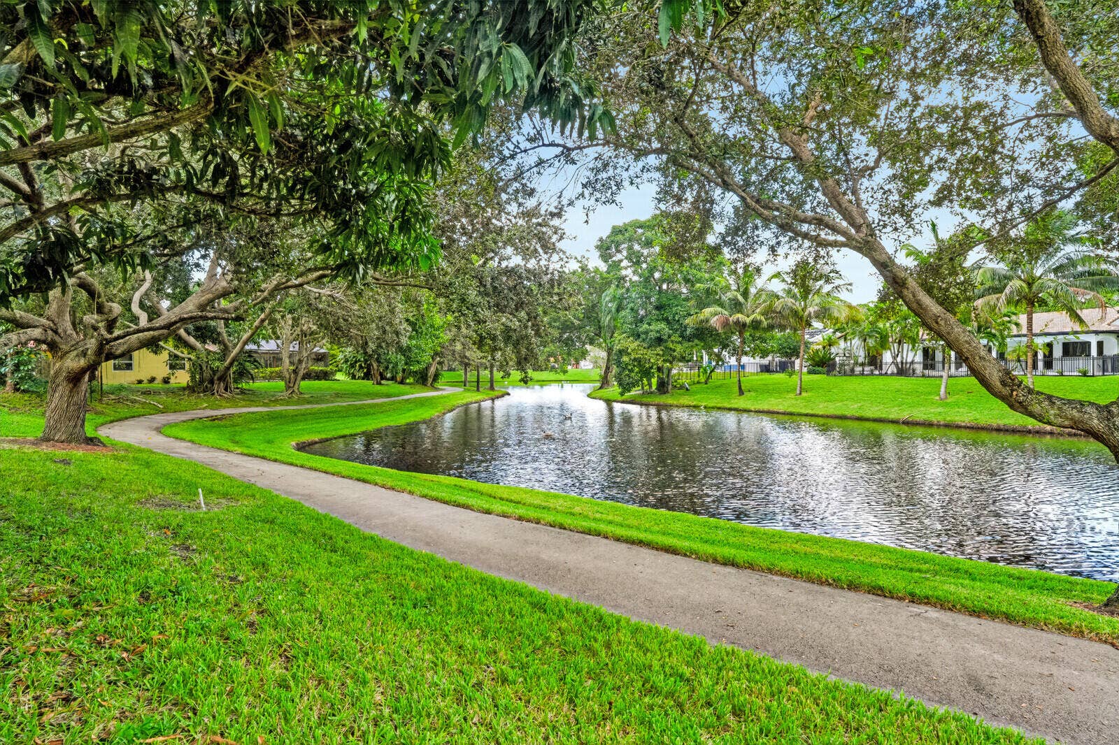 2708 NW 26th Circle, Boca Raton, FL 33431 Lakeside Walking Path