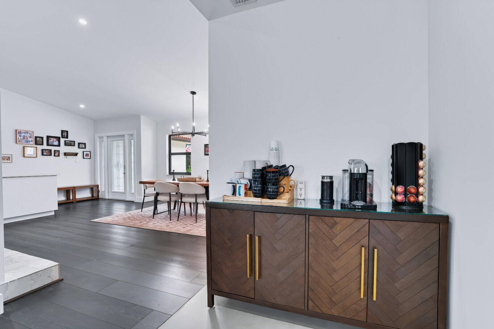 2708 NW 26th Circle, Boca Raton, FL 33431 Coffee Station