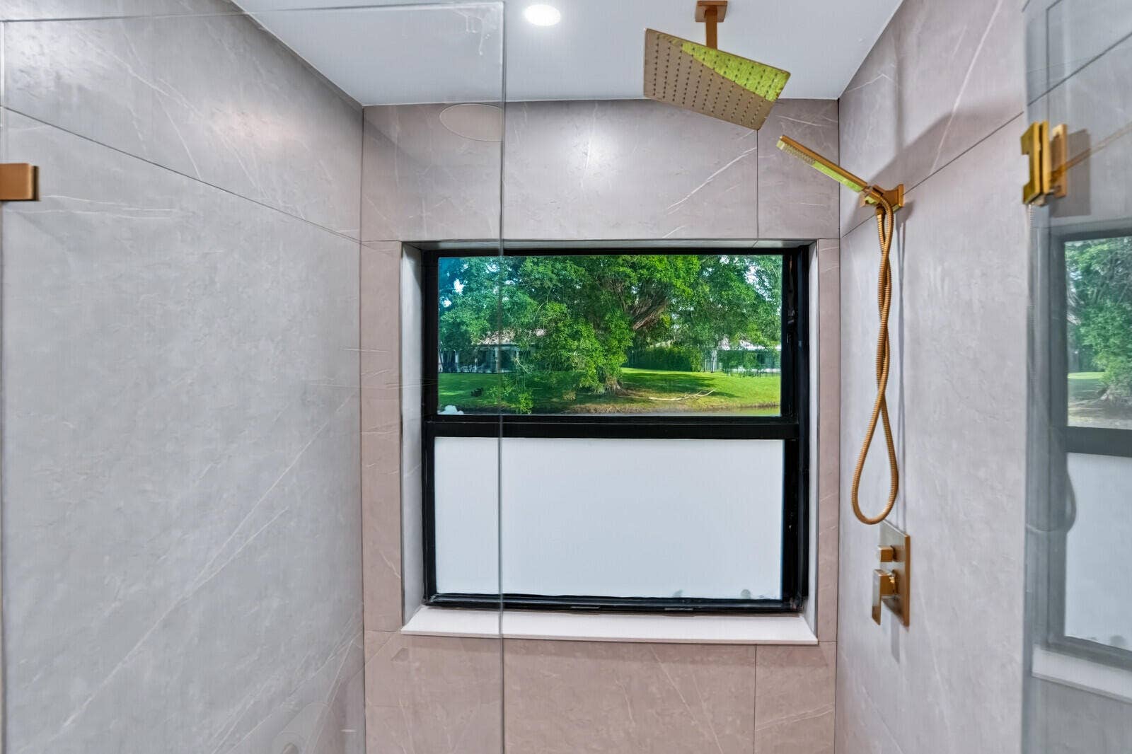2708 NW 26th Circle, Boca Raton, FL 33431 Primary Bathroom