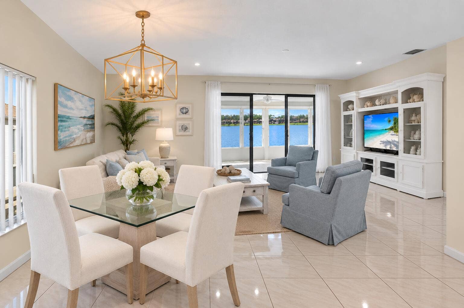 5537 Mirror Lakes Boulevard, Boynton Beach, FL 33472 This room has been virtually staged.