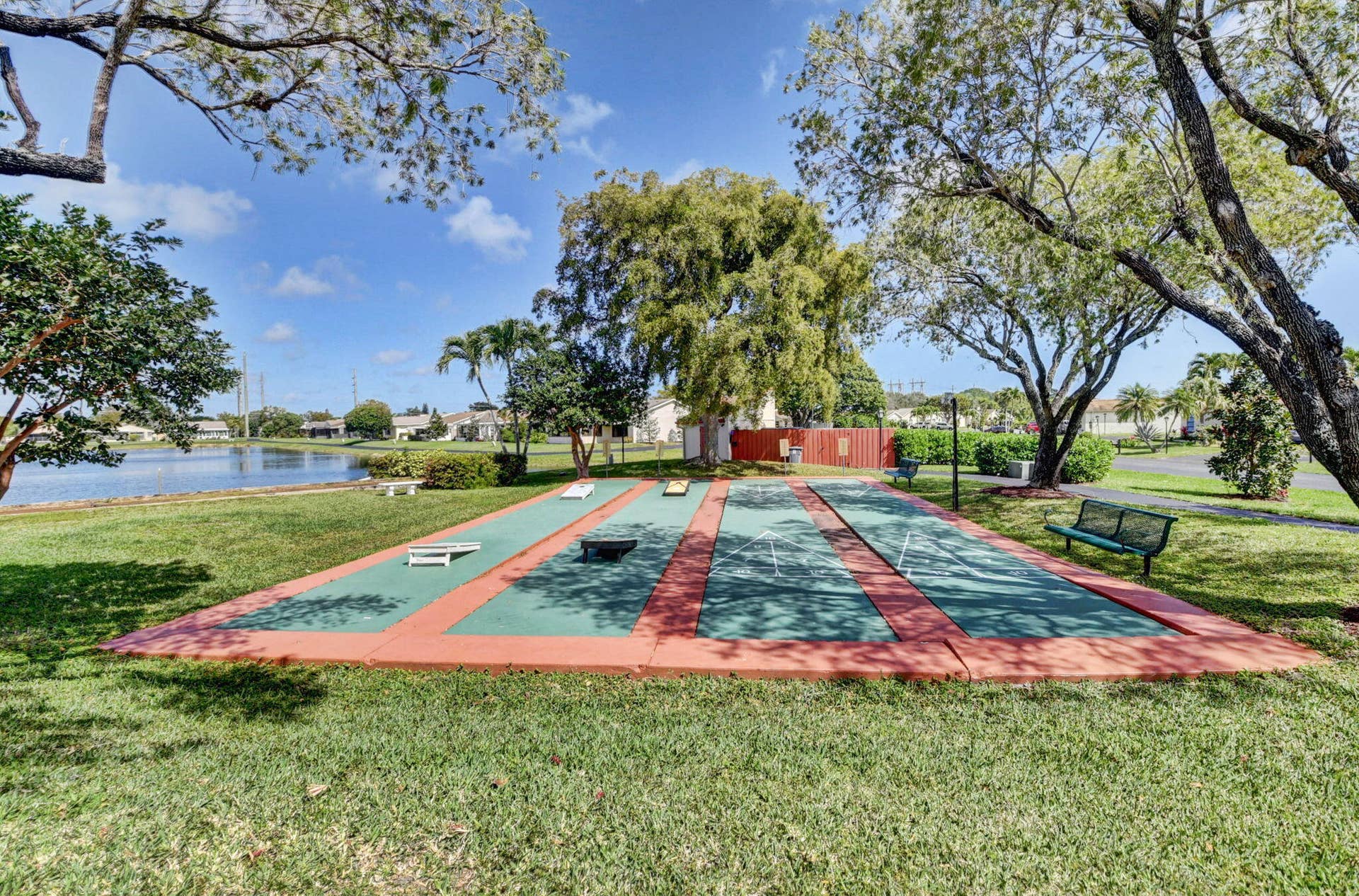 5537 Mirror Lakes Boulevard, Boynton Beach, FL 33472 Shuffle Board