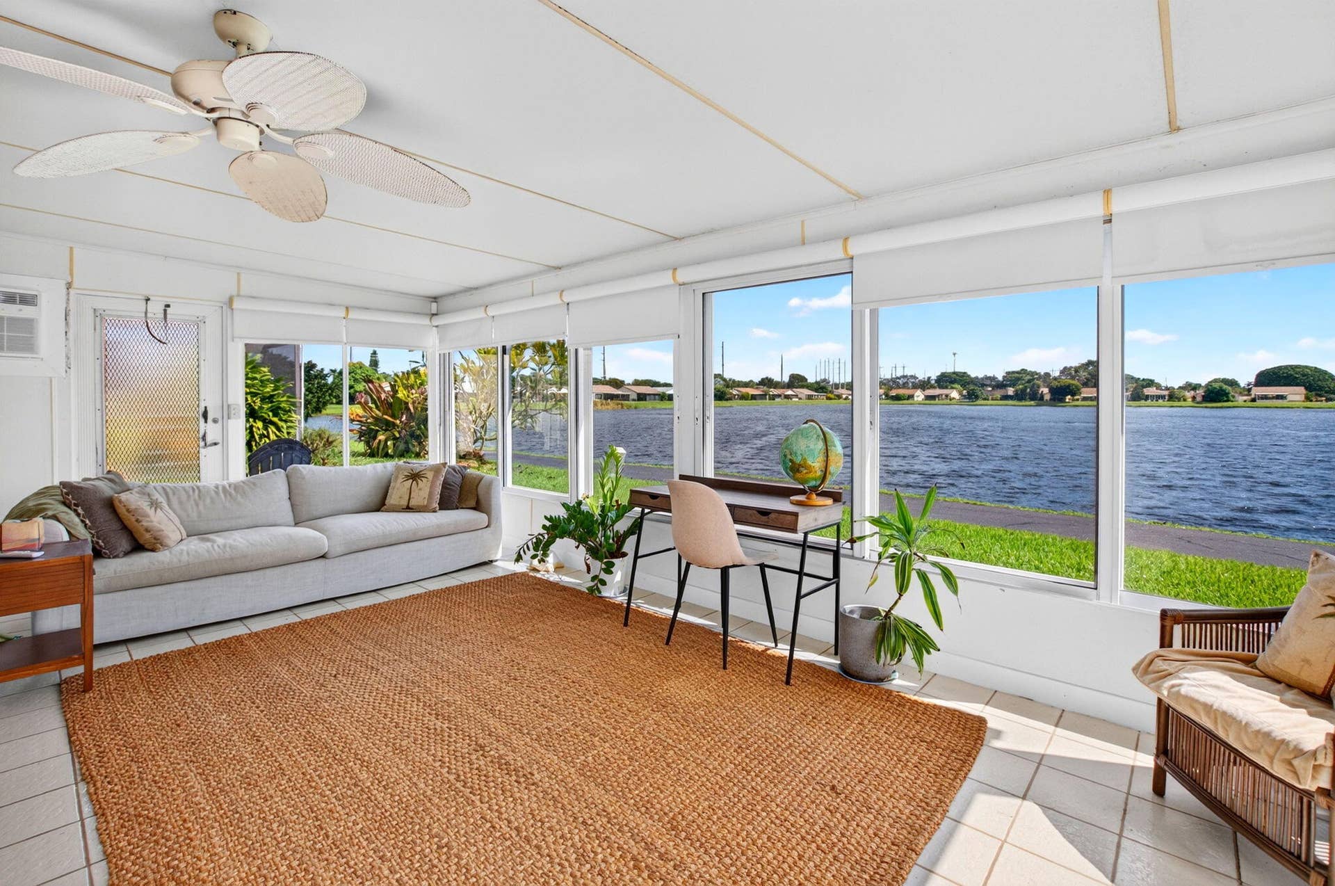 5537 Mirror Lakes Boulevard, Boynton Beach, FL 33472 Enjoy year round cooling from a wall air conditioner!