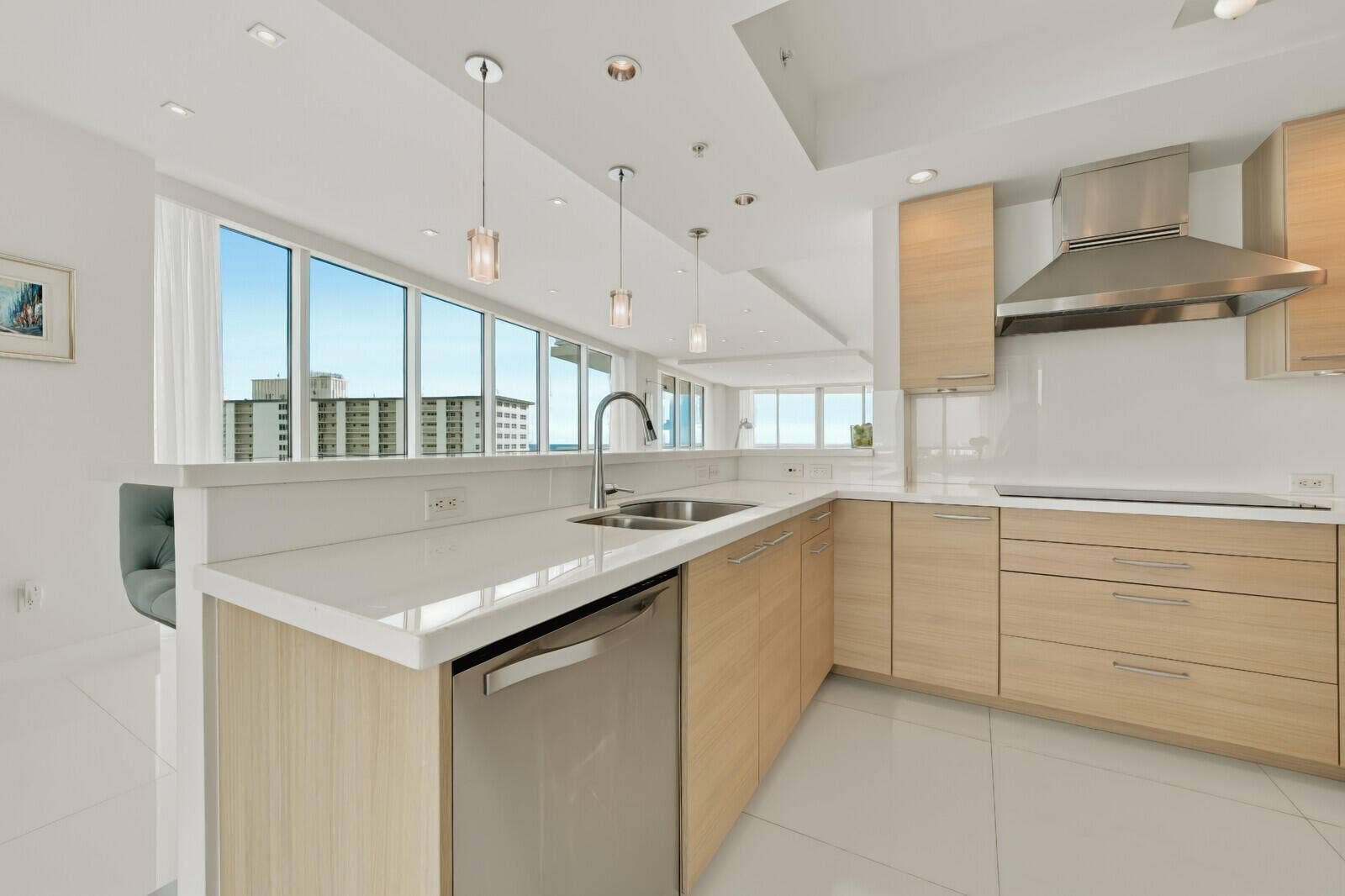 1 N Ocean Boulevard, #1207, Pompano Beach, FL 33062 14_DSC05936DSC05940_mls