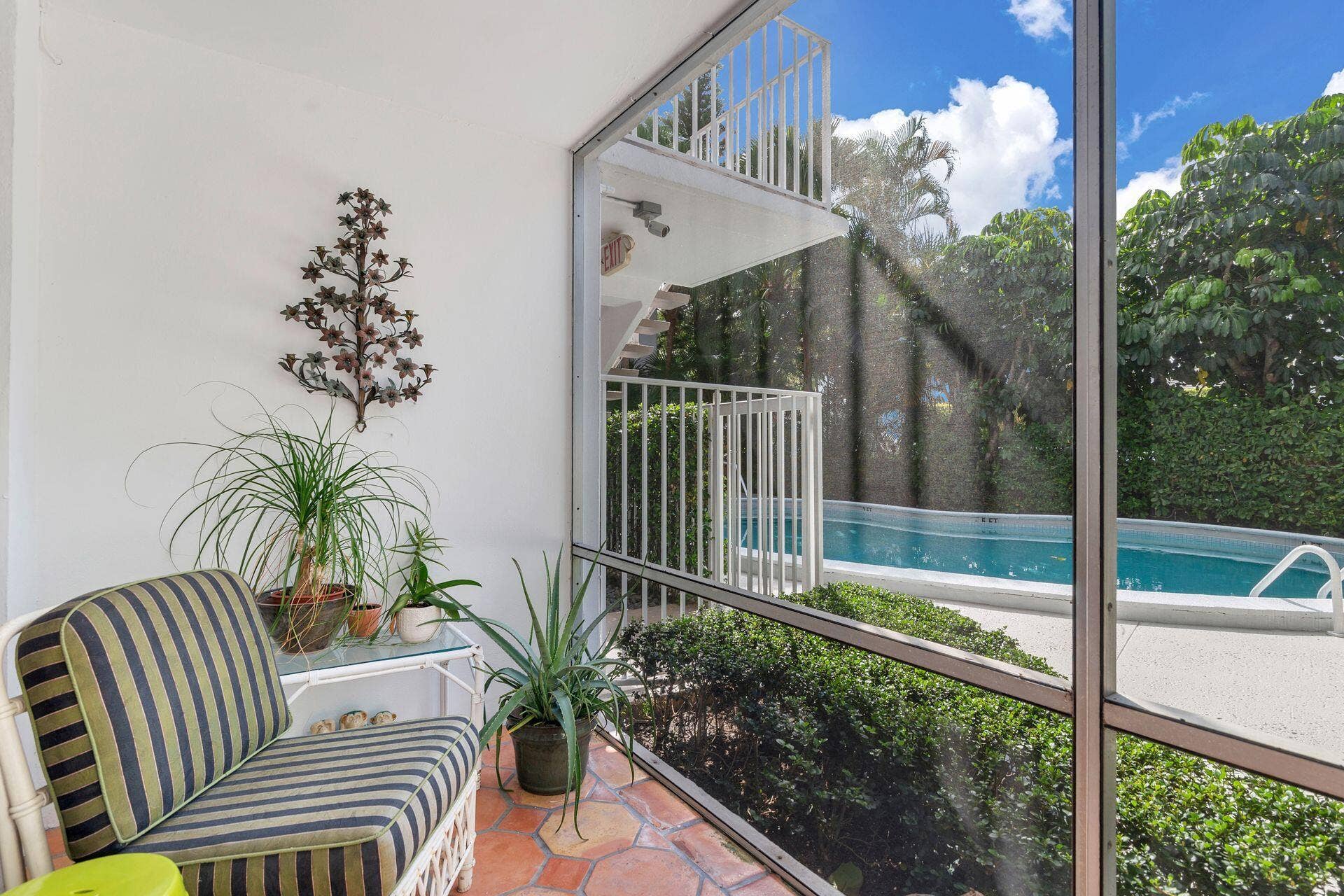 401 PERUVIAN Avenue, #1050, Palm Beach, FL 33480 11