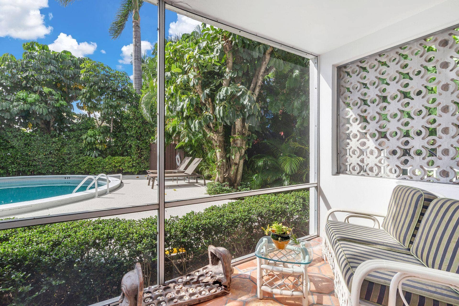 401 PERUVIAN Avenue, #1050, Palm Beach, FL 33480 10