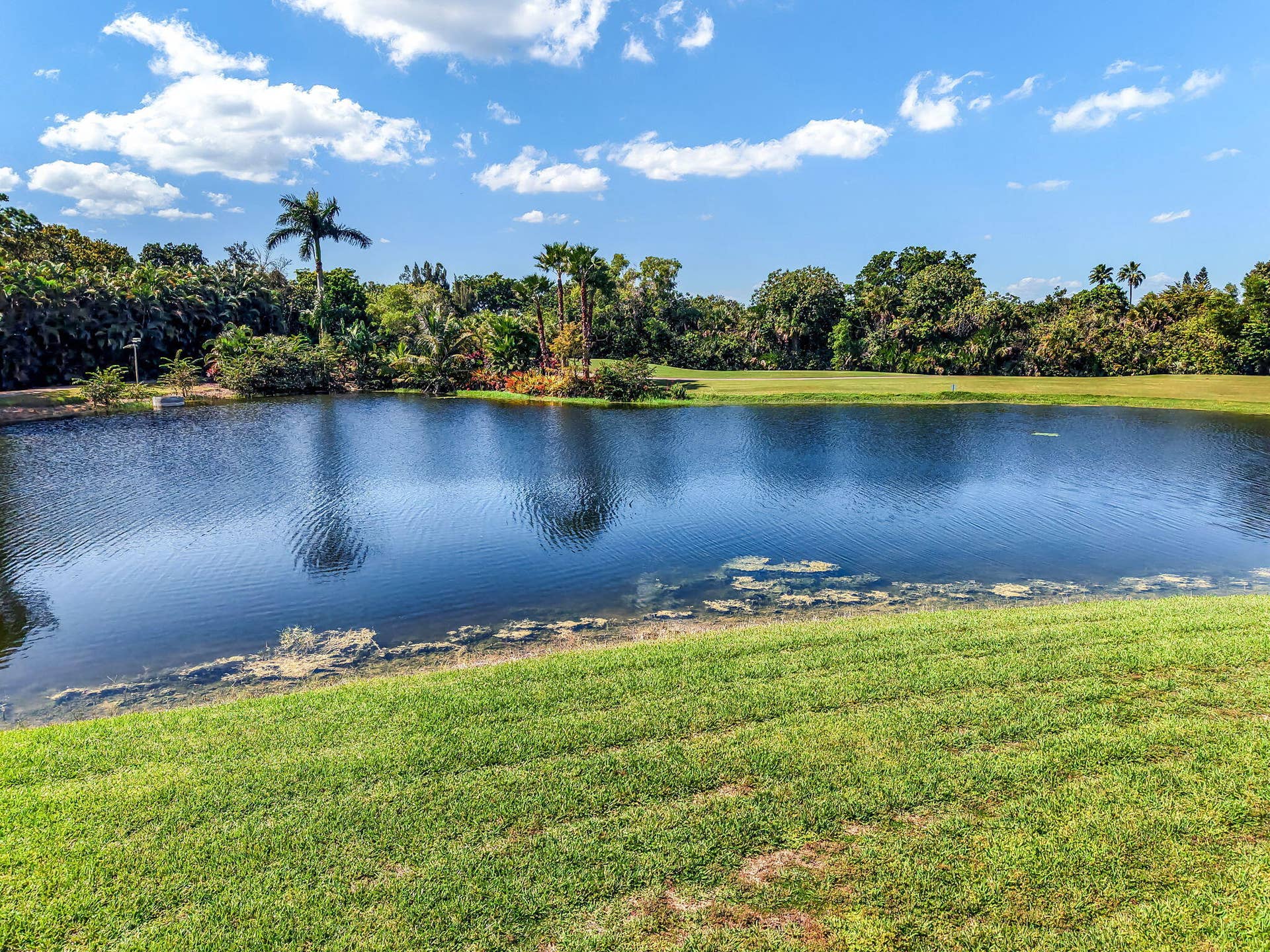 21464 Bridgeview Drive, Boca Raton, FL 33428 Back View Lake and Golf Course