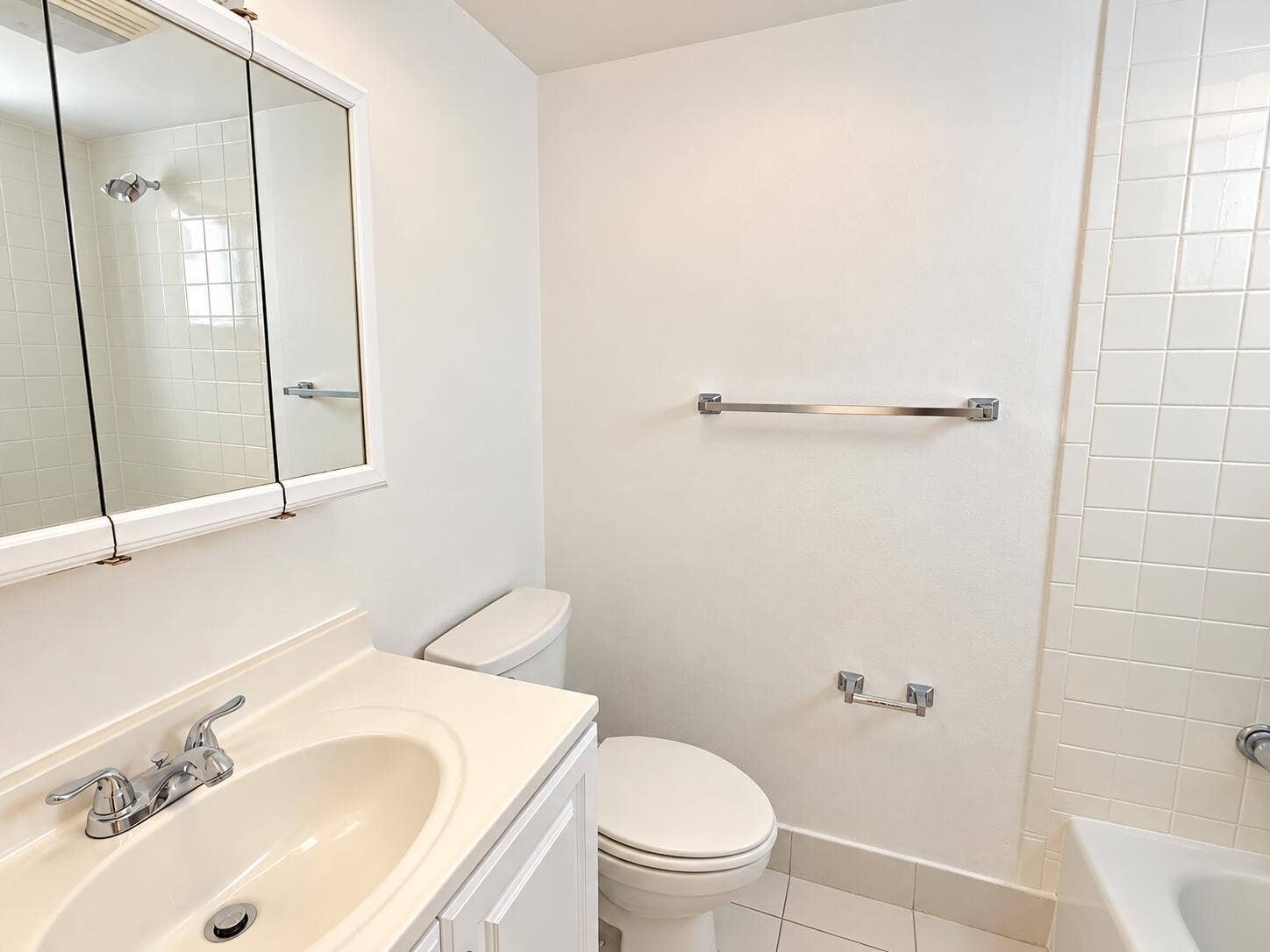 2201 NE 36TH Street, #210, Lighthouse Point, FL 33064 file_000000004f2c822fa47fc7fe3b2eea80