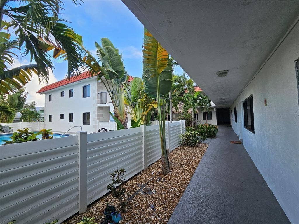 2201 NE 36TH Street, #210, Lighthouse Point, FL 33064 7