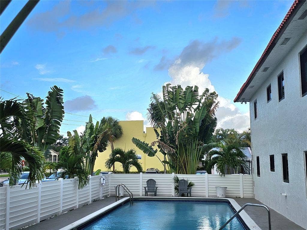 2201 NE 36TH Street, #210, Lighthouse Point, FL 33064 4