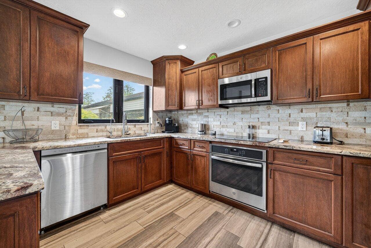 2741 Buck Ridge Trail, Loxahatchee, Loxahatchee, FL 33470 Kitchen