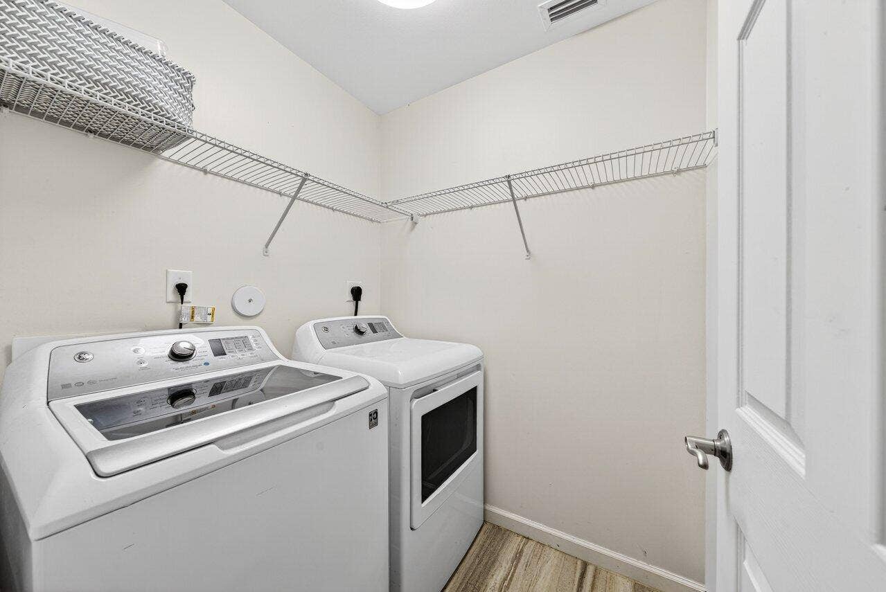 2741 Buck Ridge Trail, Loxahatchee, Loxahatchee, FL 33470 House Laundry Room