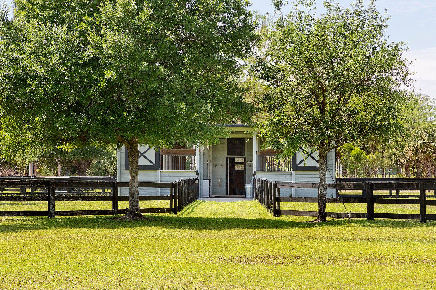2741 Buck Ridge Trail, Loxahatchee, Loxahatchee, FL 33470 4 stall barn