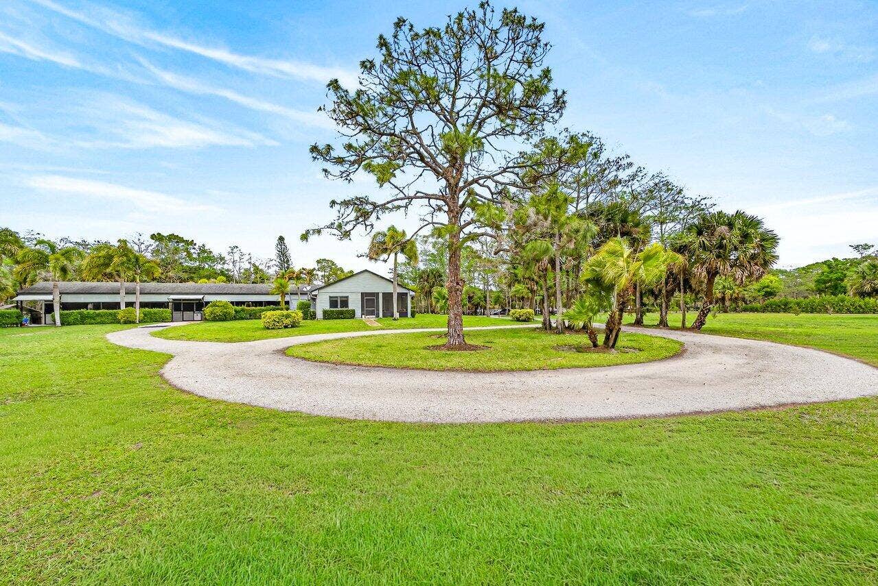2741 Buck Ridge Trail, Loxahatchee, Loxahatchee, FL 33470 Circular driveway