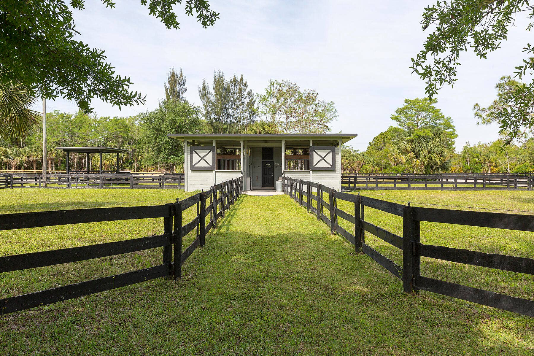 2741 Buck Ridge Trail, Loxahatchee, Loxahatchee, FL 33470 4 stall barn