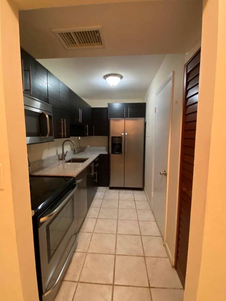 5951 NE 14th Lane, #204n, Fort Lauderdale, FL 33334 KITCHEN #204N II