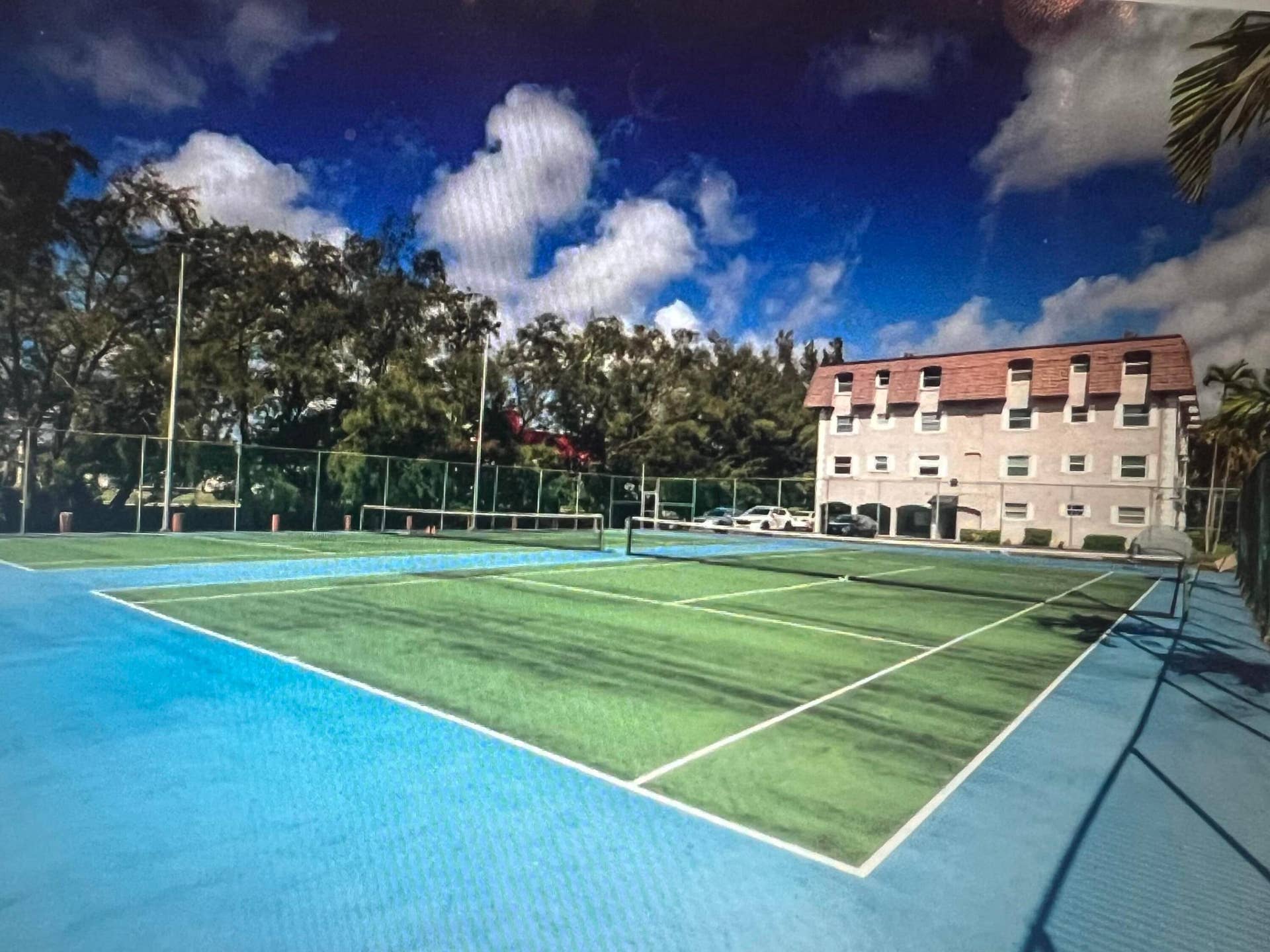 5951 NE 14th Lane, #204n, Fort Lauderdale, FL 33334 TENNIS CTS
