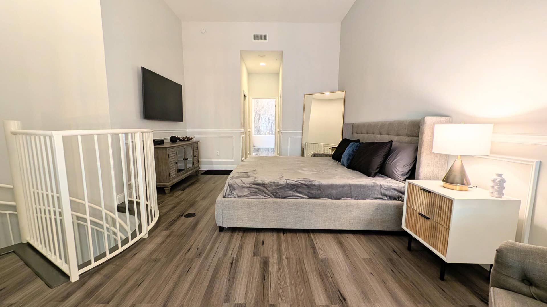 801 S Olive Avenue, #435, West Palm Beach, FL 33401 PXL_20250202_163636250~2