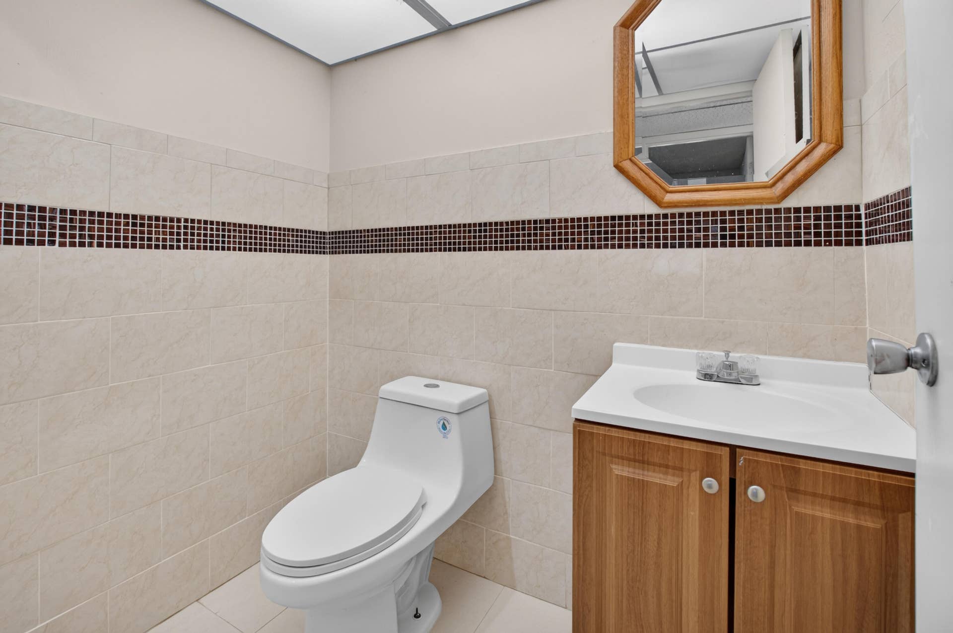 152 VALENCIA G Boulevard, Delray Beach, FL 33446 Bathroom 1