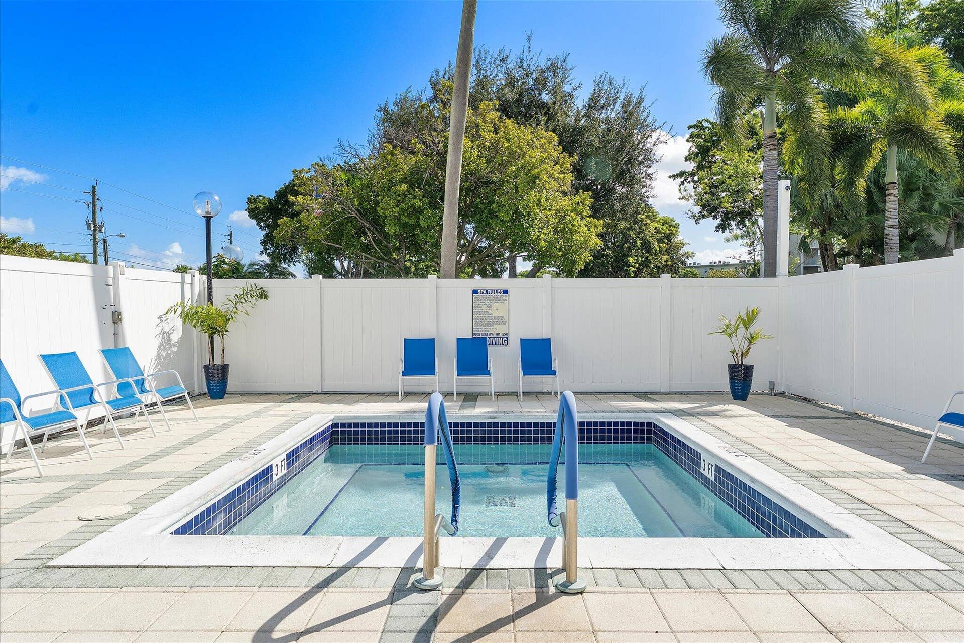 2240 N Cypress Bend Drive, #704, Pompano Beach, FL 33069 35-2240 Cypress Bend Drive_035