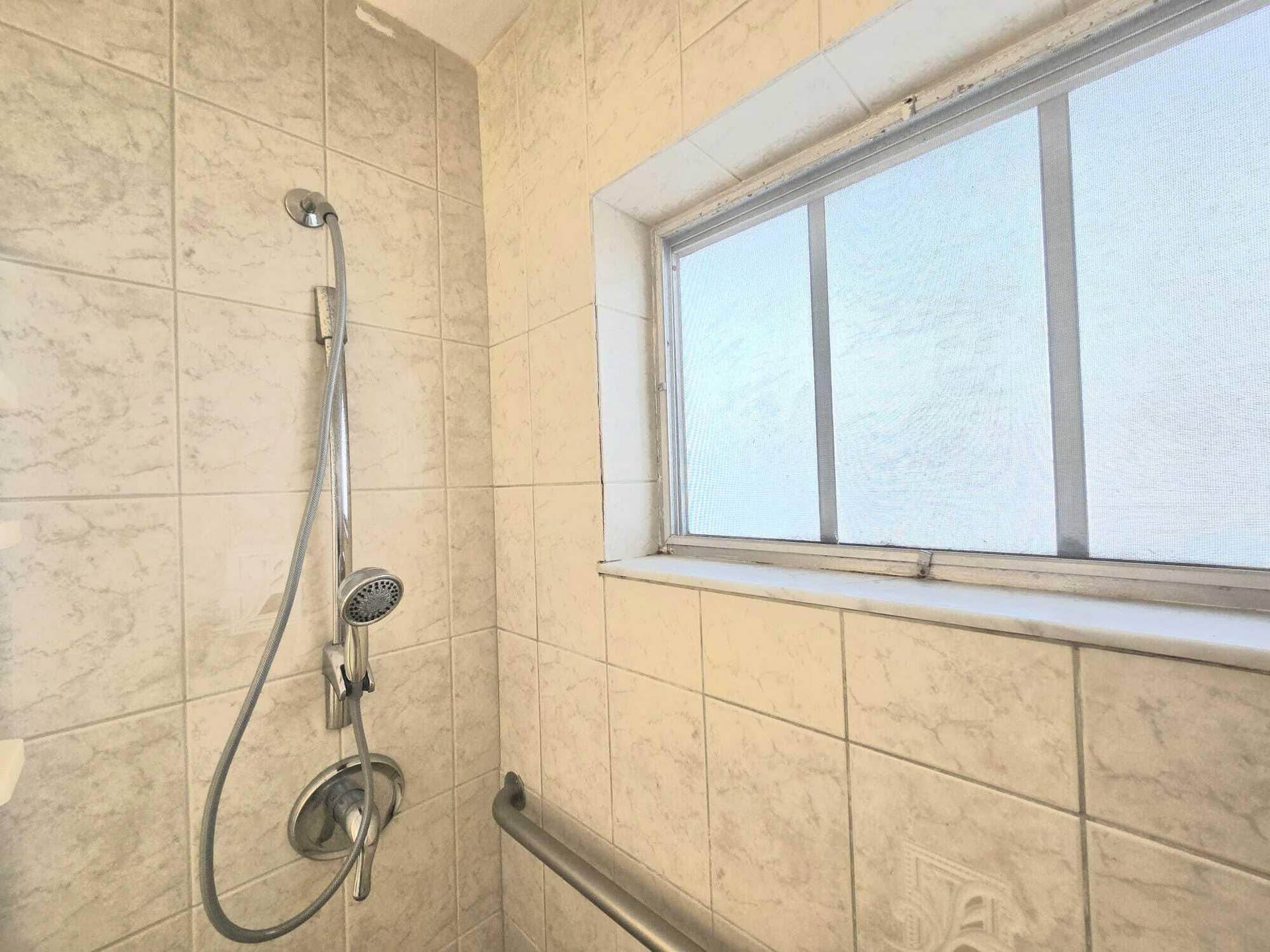 2907 ASHLEY Drive W, #A, West Palm Beach, FL 33415 IMG-20250109-WA0009