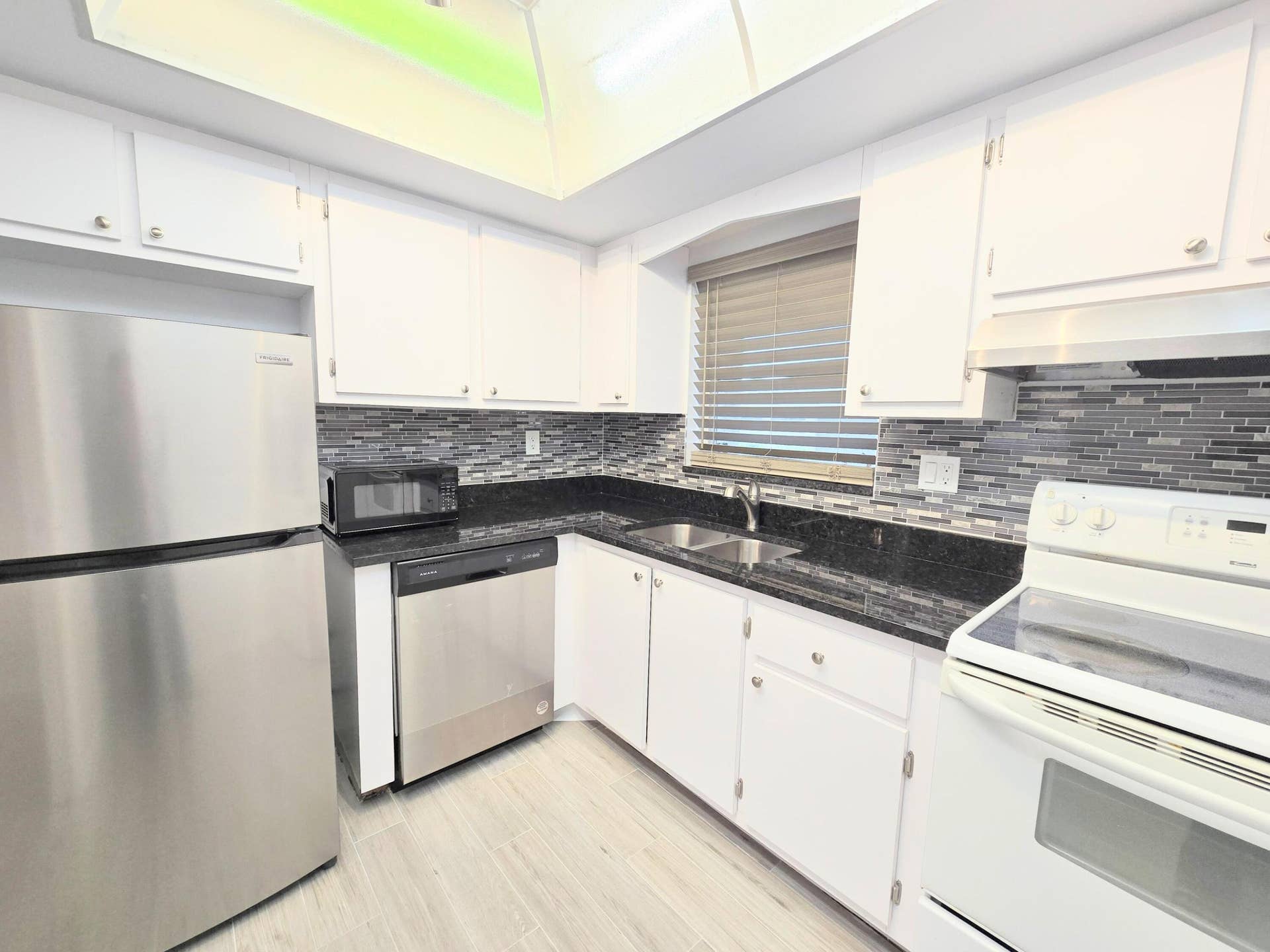 2907 ASHLEY Drive W, #A, West Palm Beach, FL 33415 image(9)