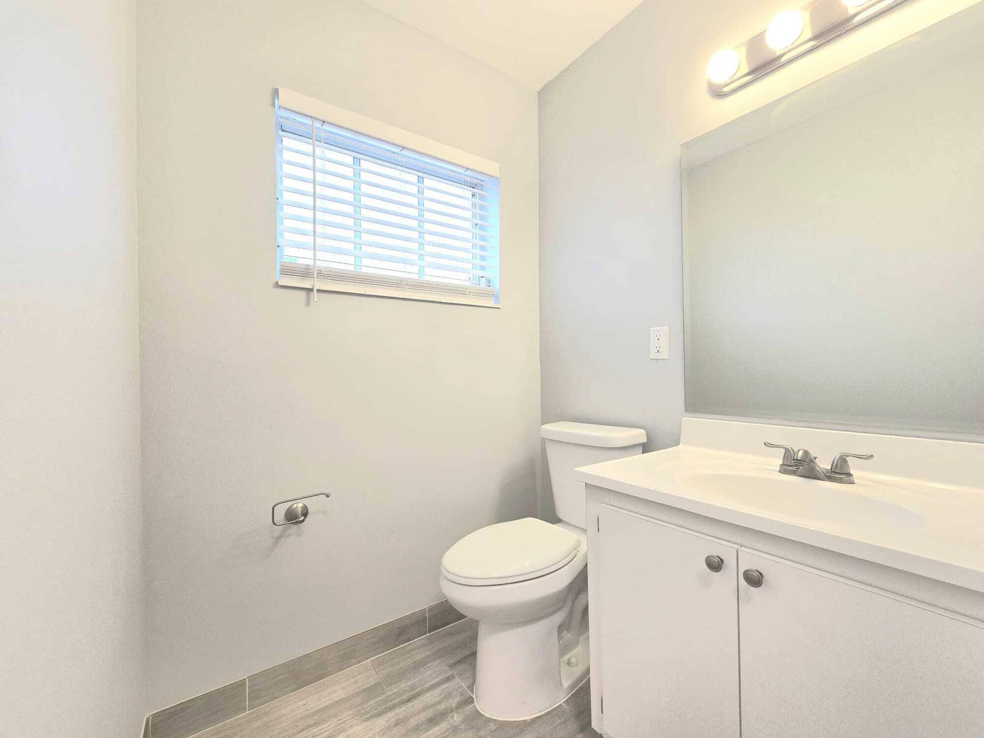 2907 ASHLEY Drive W, #A, West Palm Beach, FL 33415 IMG-20250109-WA0007