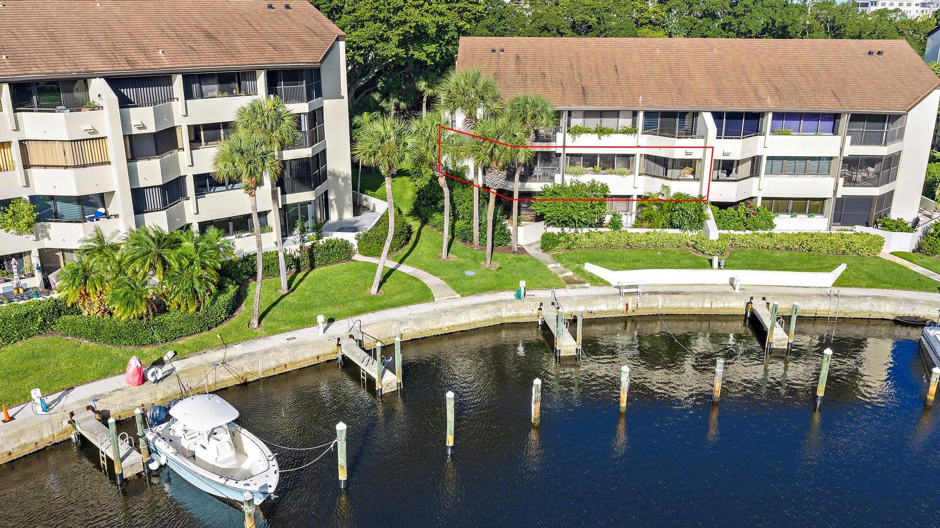 1124 Marine Way W D2R-30
