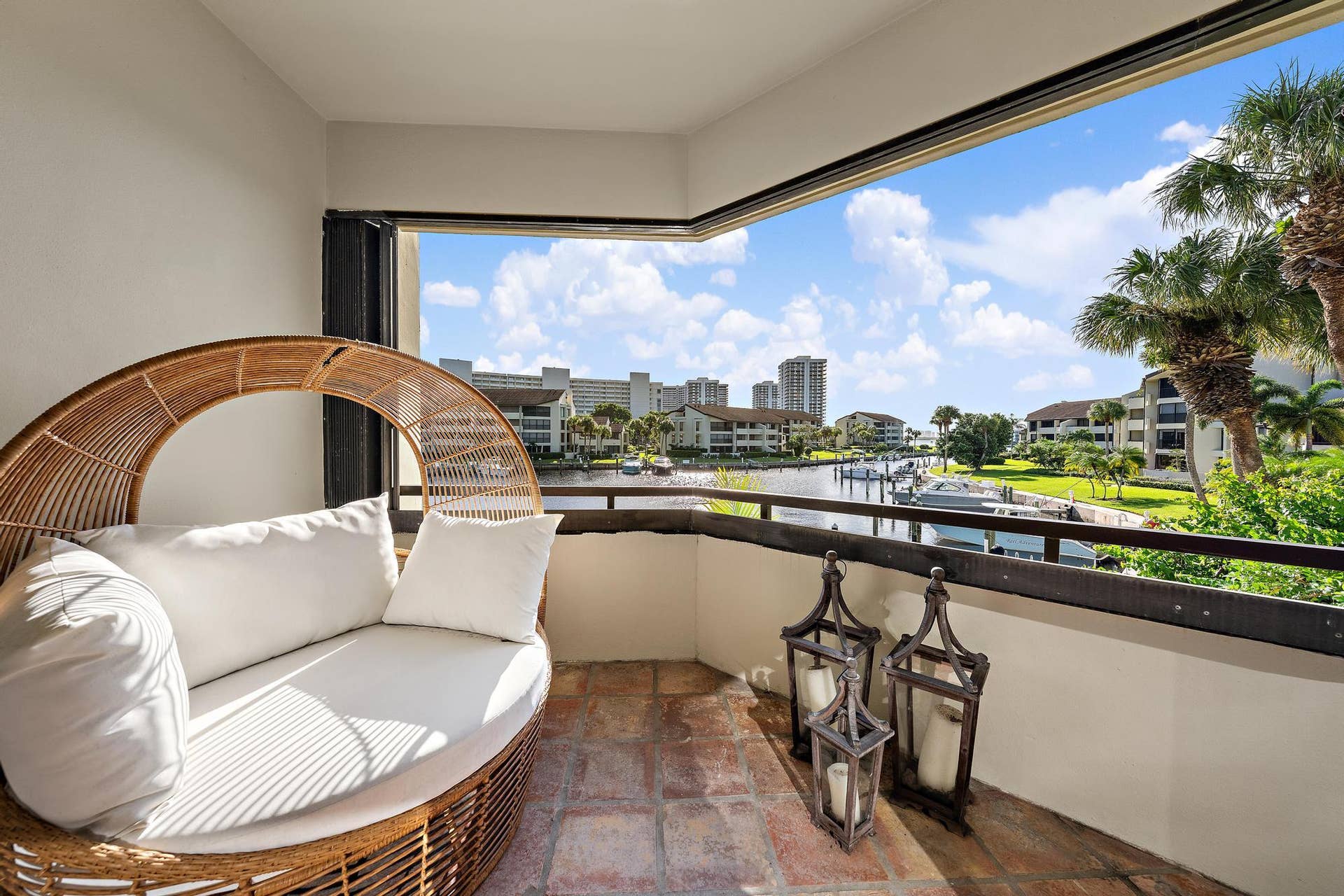 1124 Marine Way W D2R-6